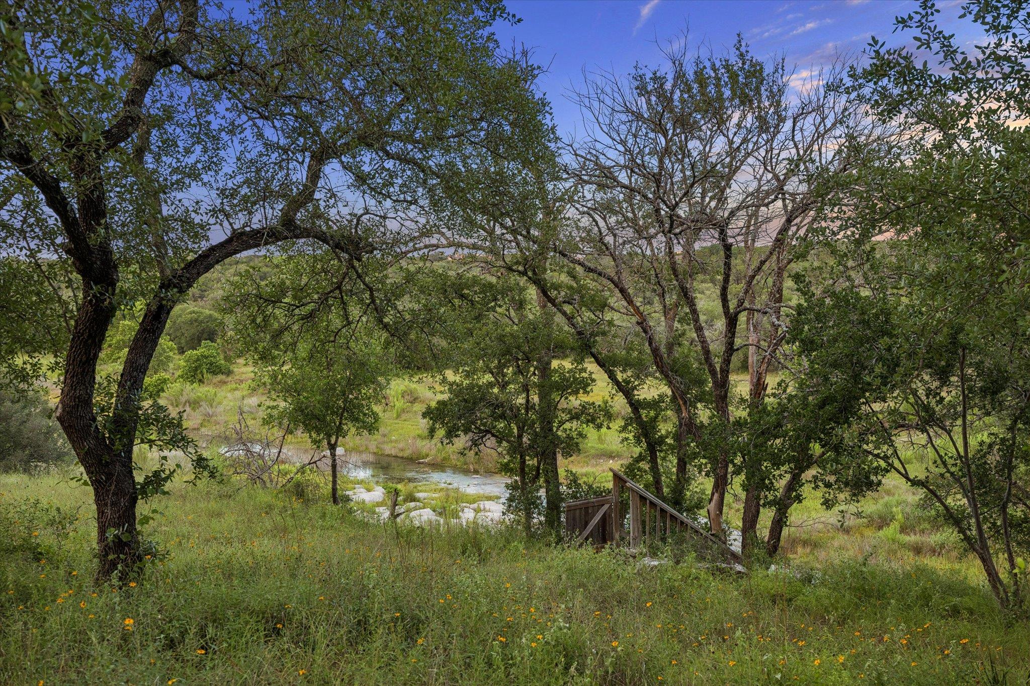 9339702 Property Photo 37