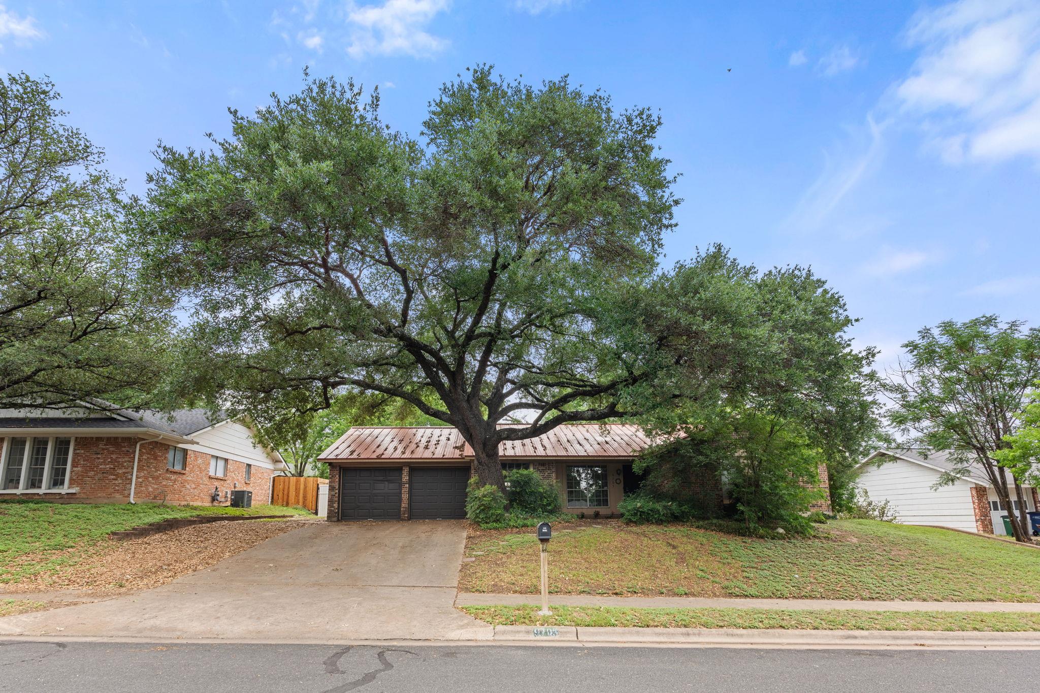 9705 Marlborough Dr Property Photo