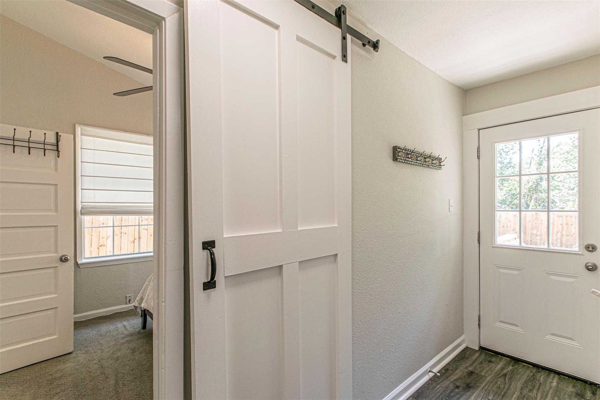 1608 Hutto Rd Property Photo 24