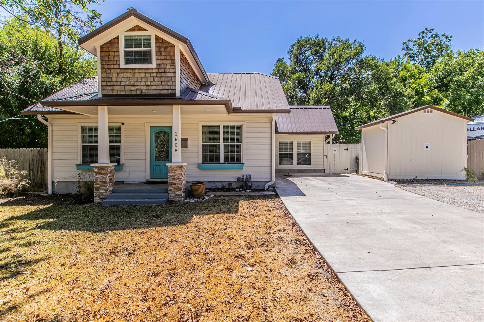 1608 Hutto Rd Property Photo 26
