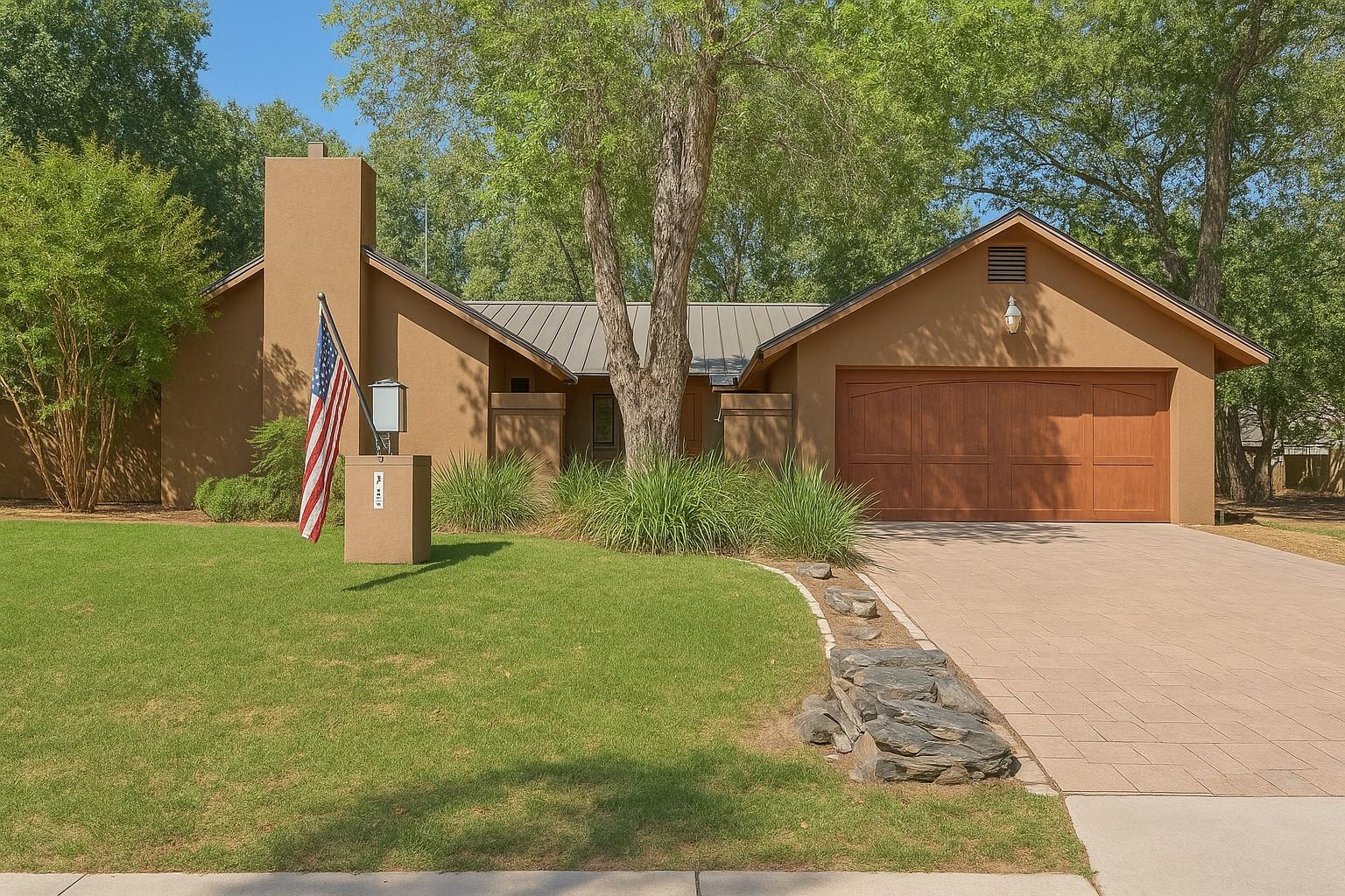 206 Blue Ground None Property Photo 1