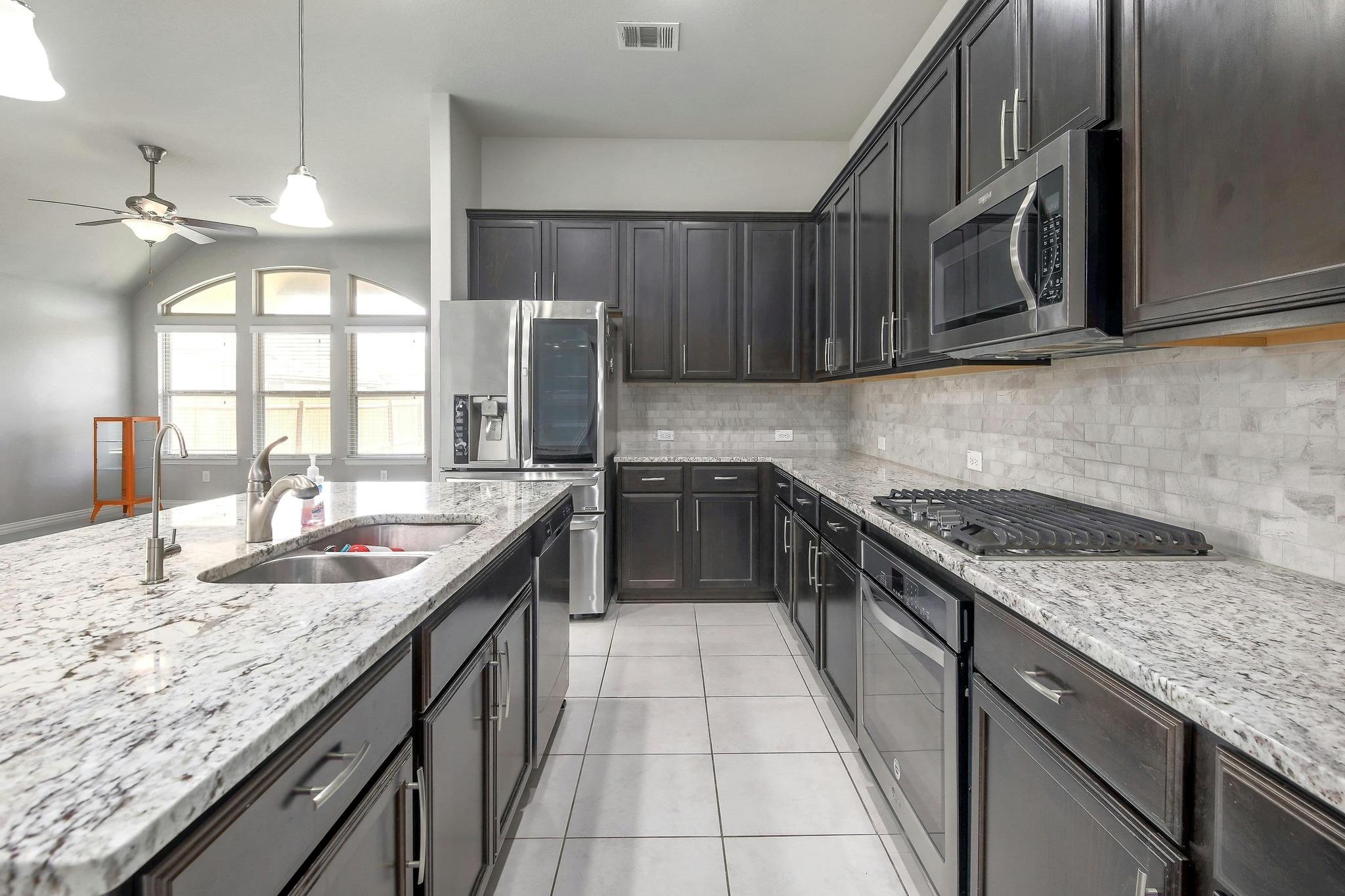 3916 Joshs Cv Property Photo 10