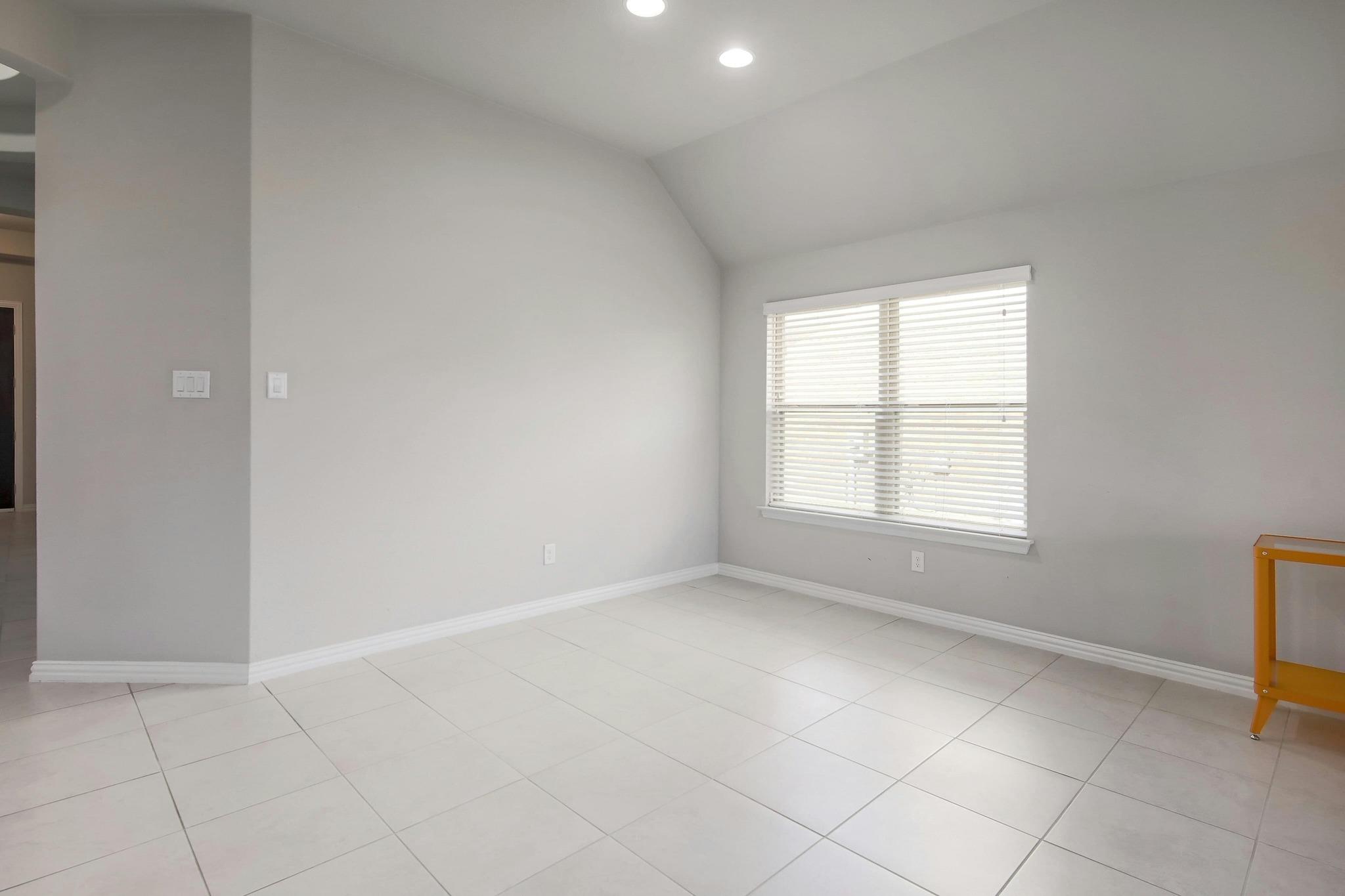 3916 Joshs Cv Property Photo 11