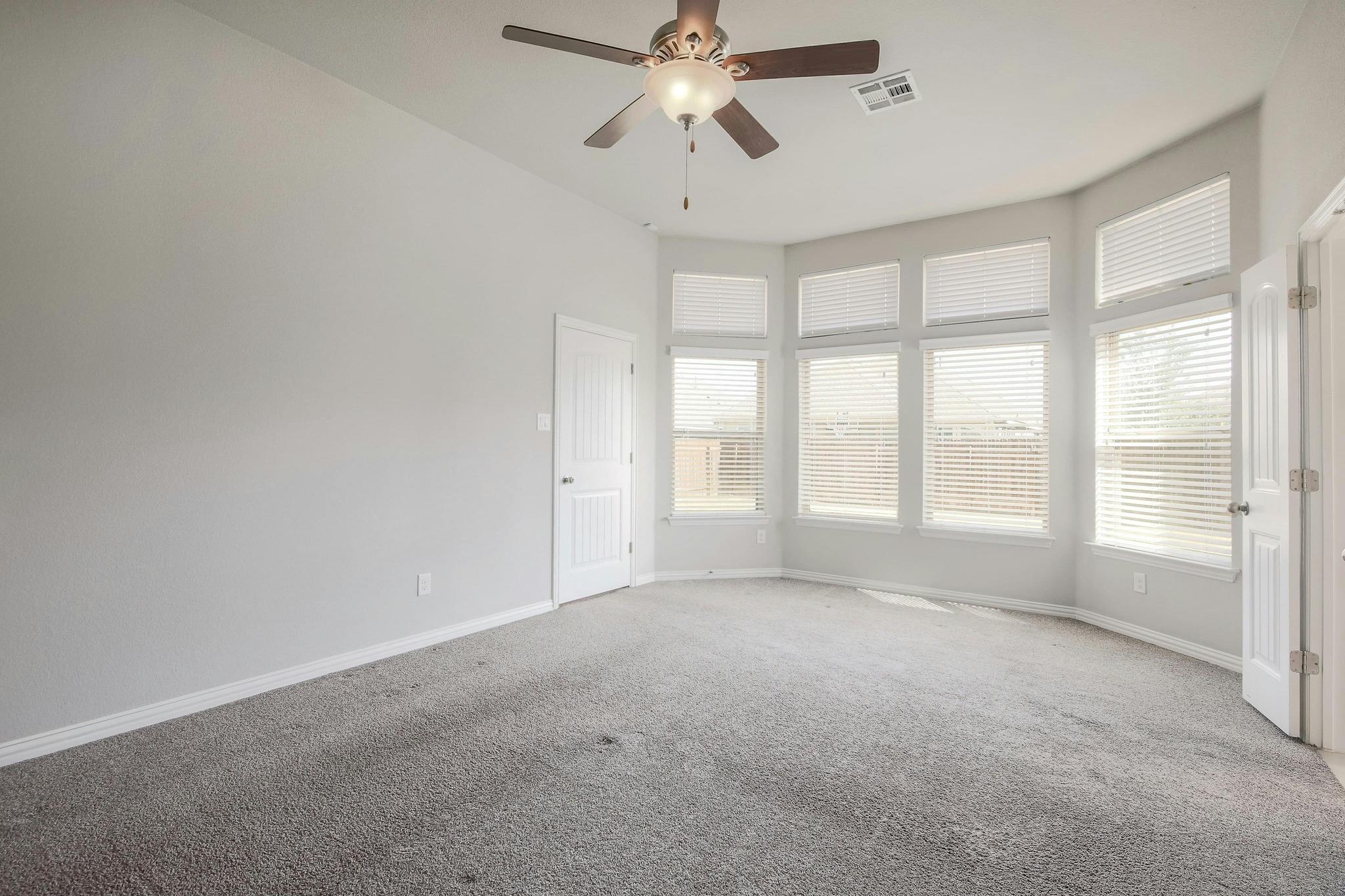 3916 Joshs Cv Property Photo 12