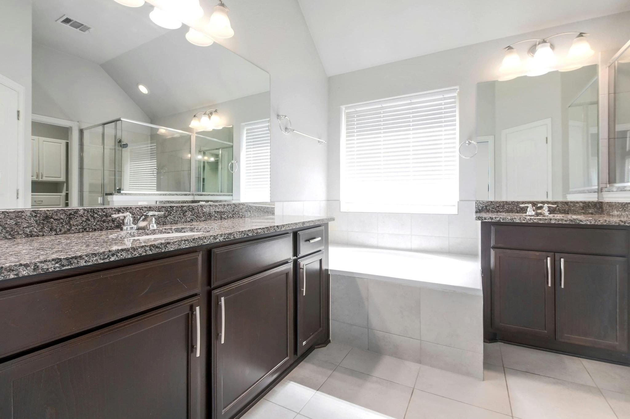 3916 Joshs Cv Property Photo 14