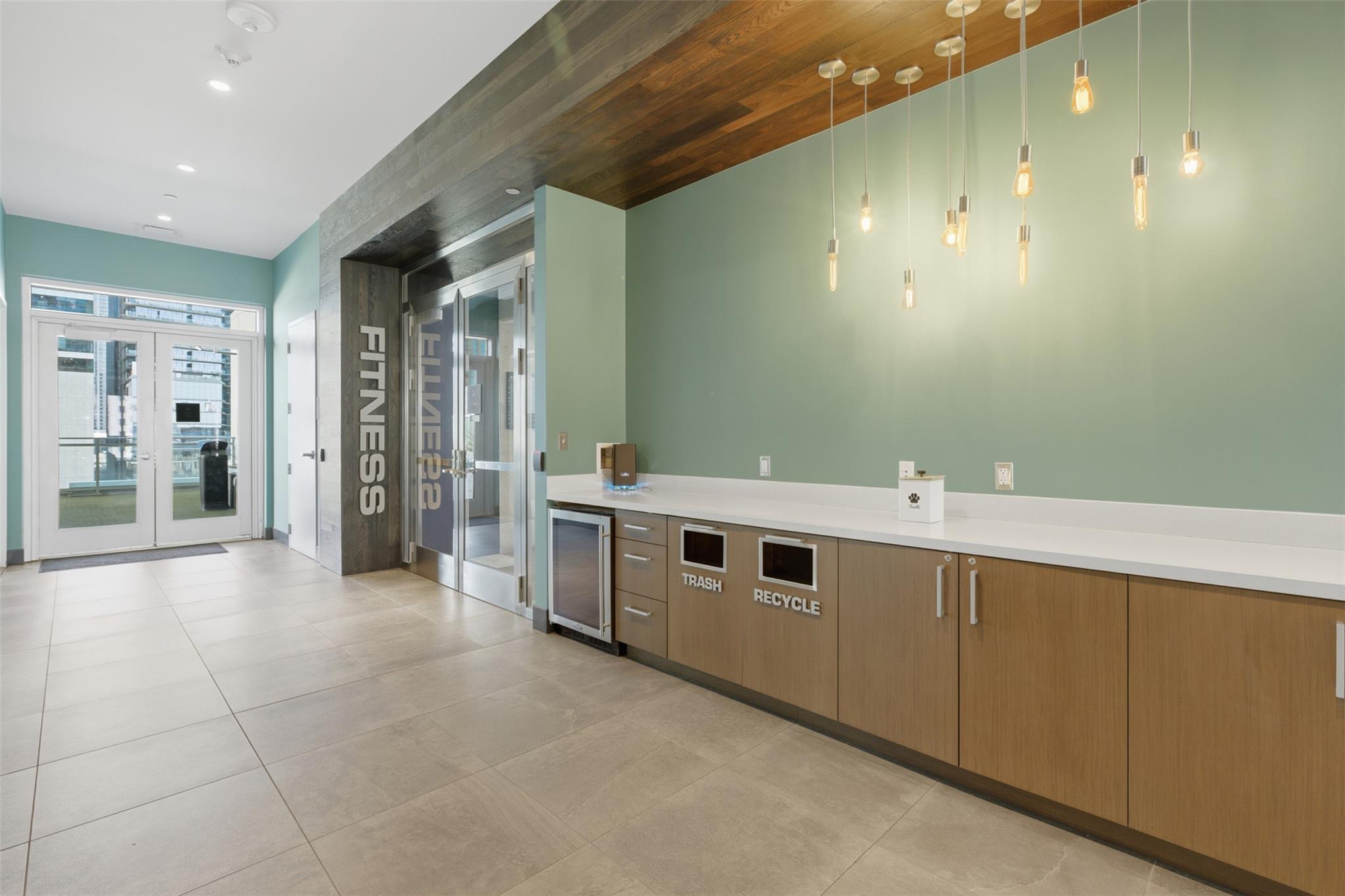 222 West Ave #1404 Property Photo 29