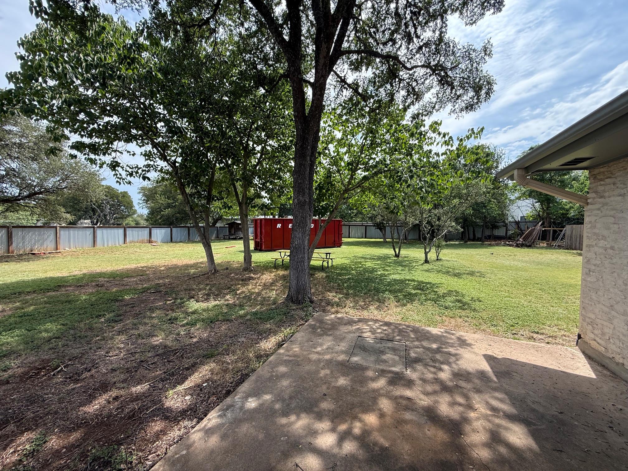 1009 Swallow Dr Property Photo 19