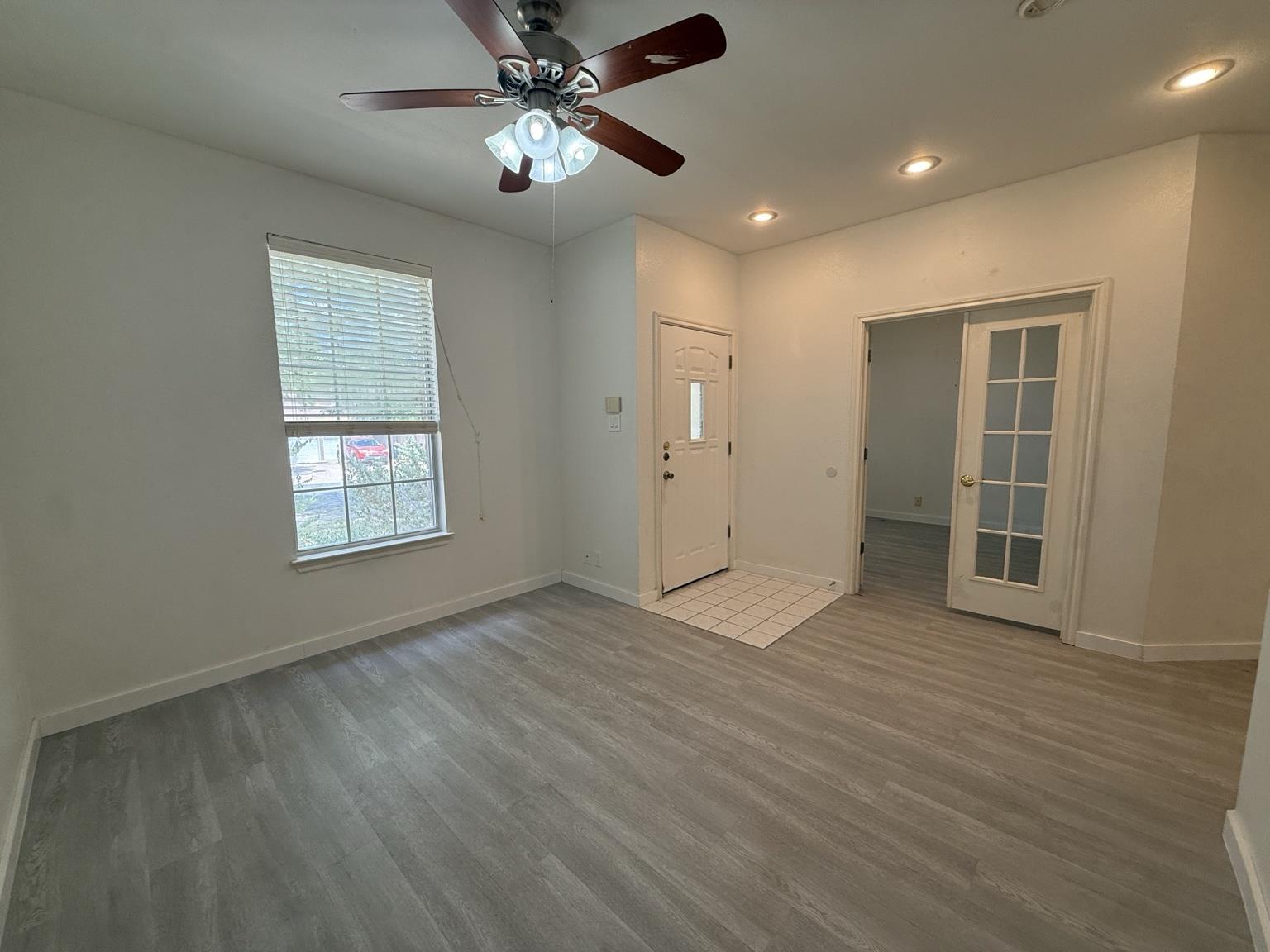 8505 Chat Ln Property Photo 2