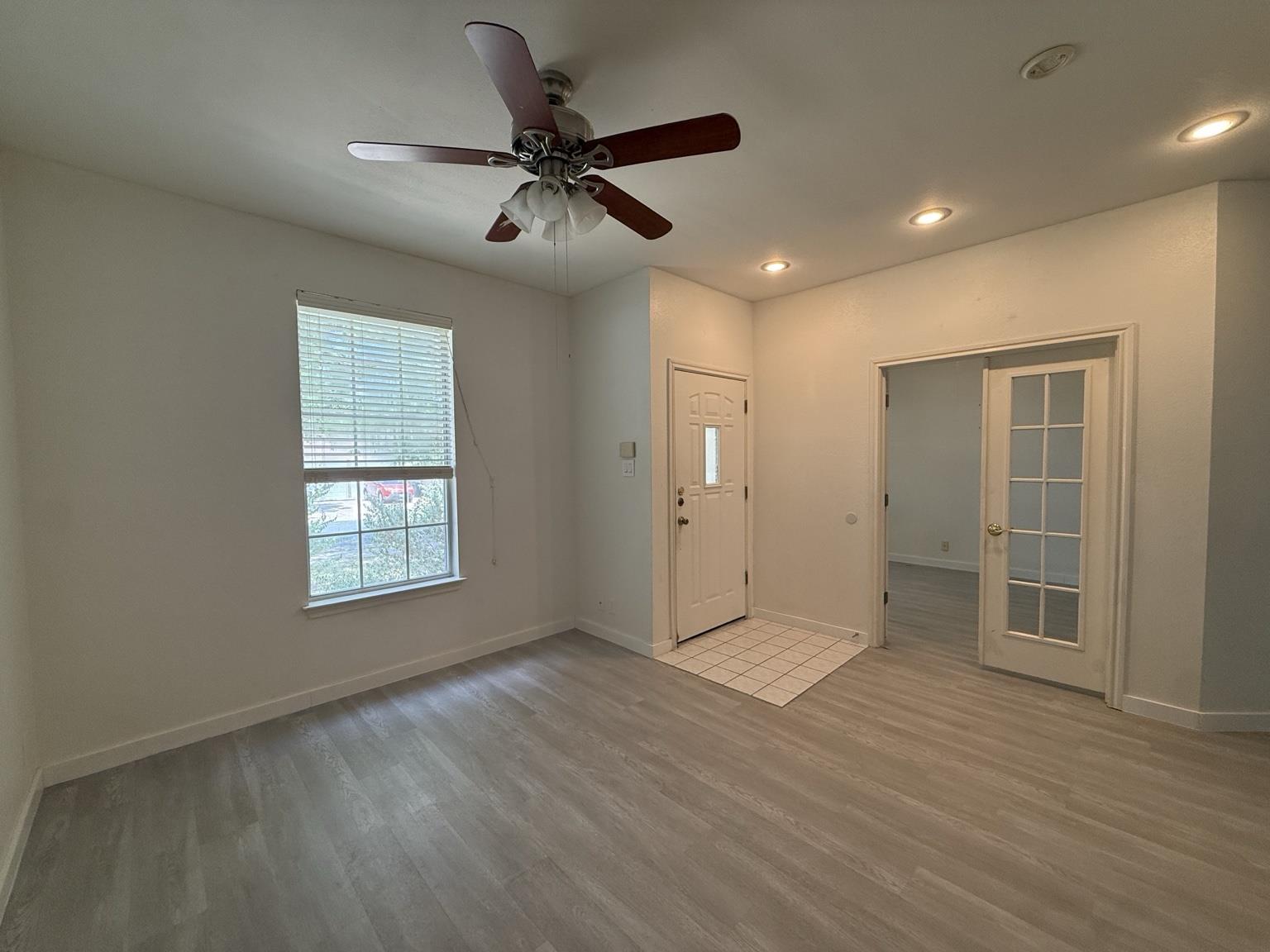 8505 Chat Ln Property Photo 4