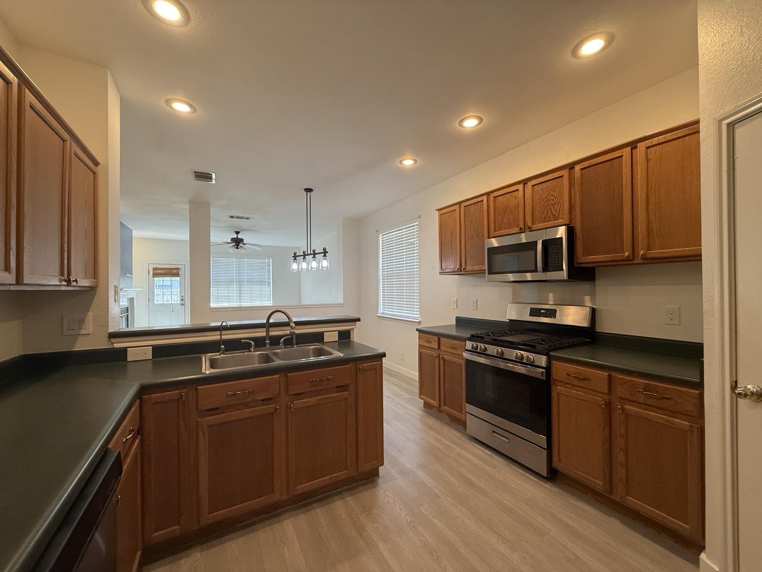 8505 Chat Ln Property Photo 7