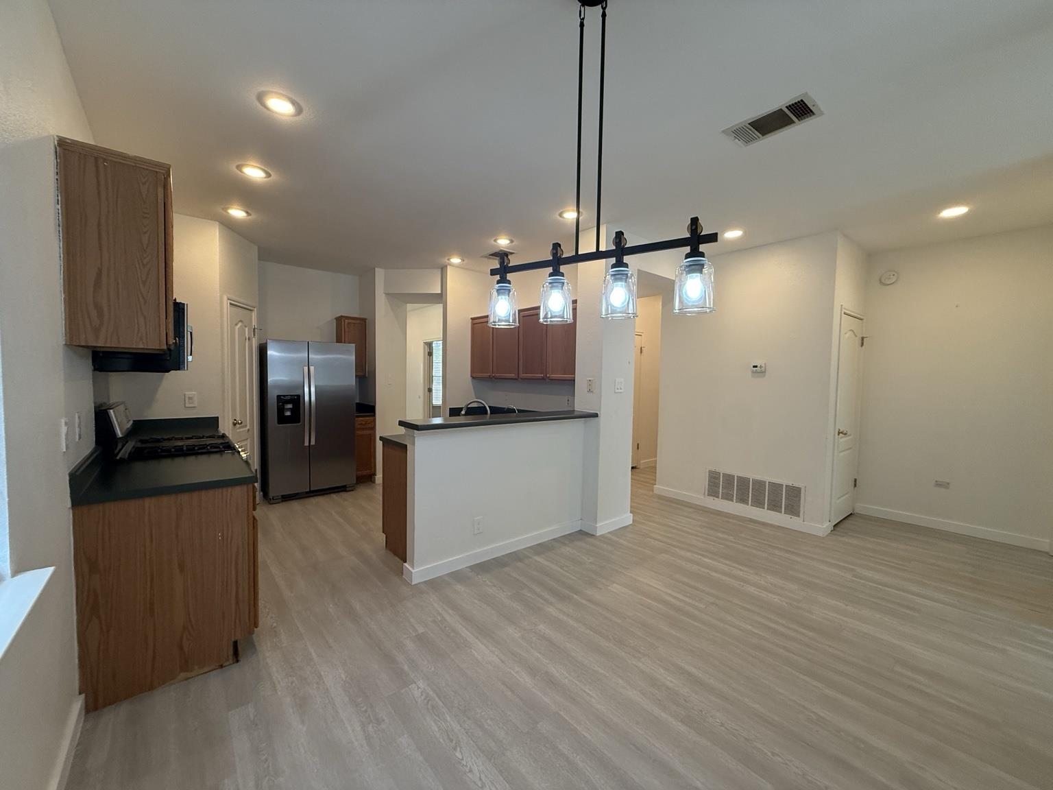 8505 Chat Ln Property Photo 9
