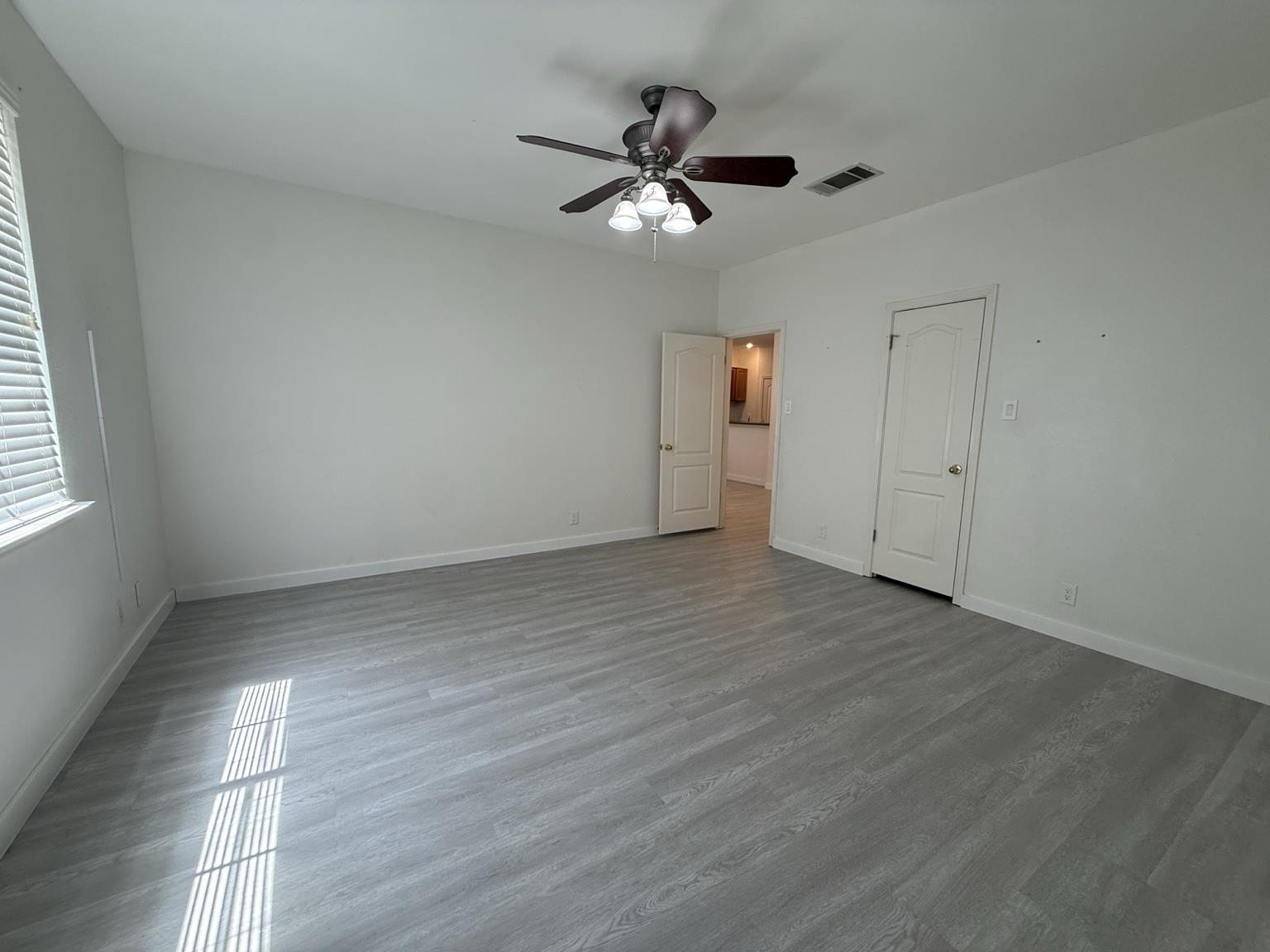 8505 Chat Ln Property Photo 14