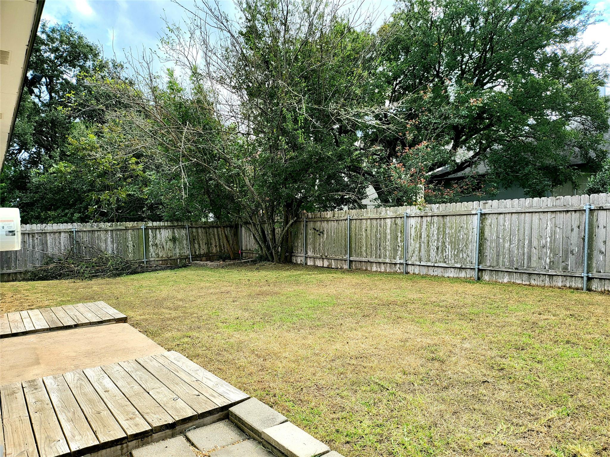 8505 Chat Ln Property Photo 22