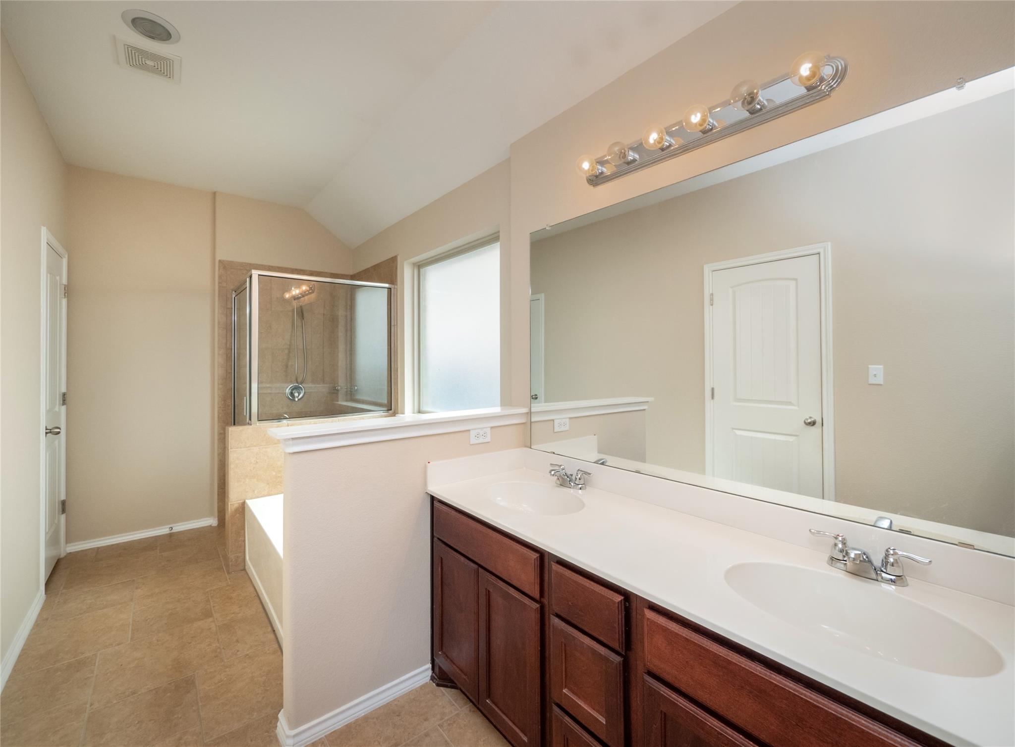 9612 Alex Ln Property Photo 12