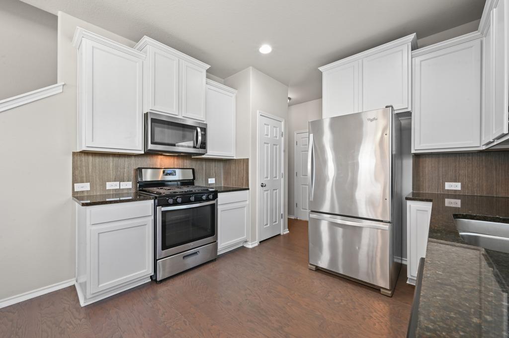 209 Noddy Rd Property Photo 12