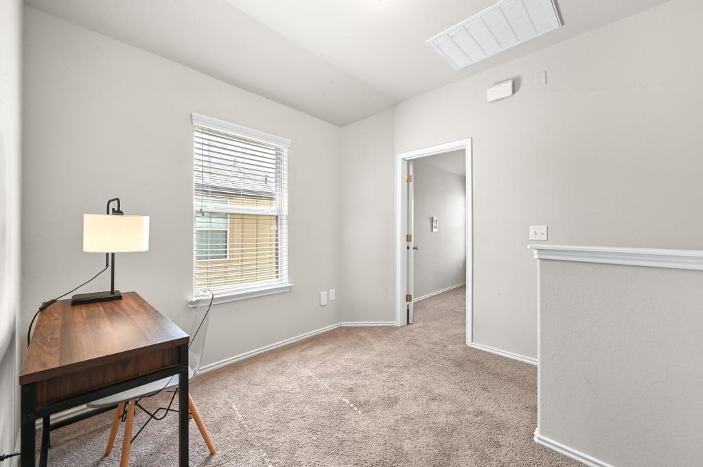 209 Noddy Rd Property Photo 16