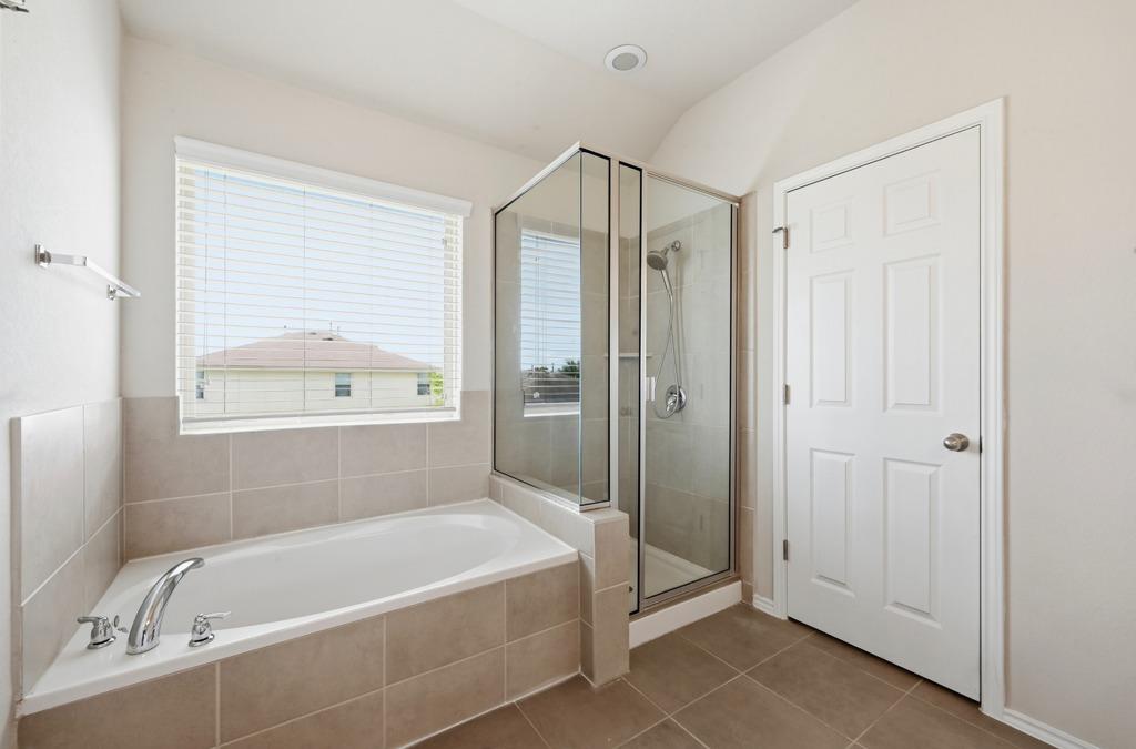 209 Noddy Rd Property Photo 20