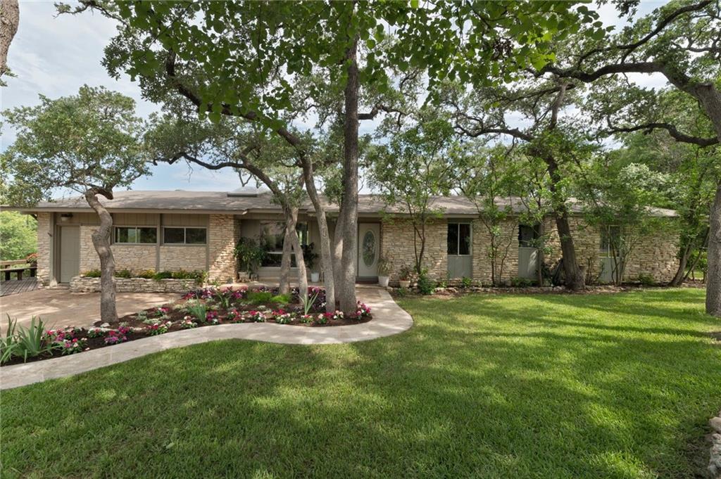 610 Lancelot Way Property Photo 8