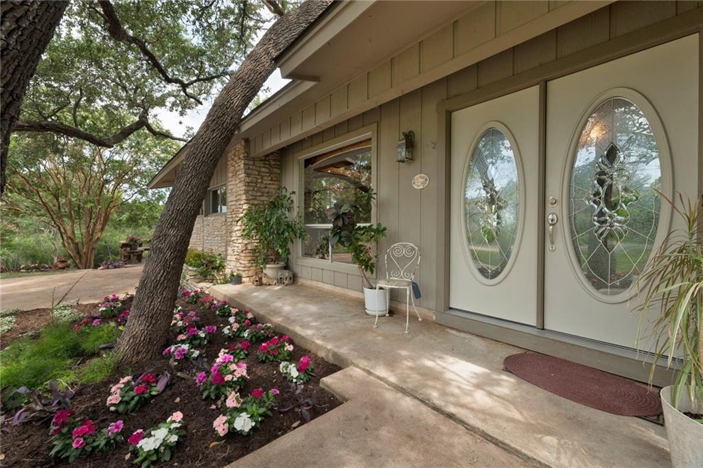 610 Lancelot Way Property Photo 9