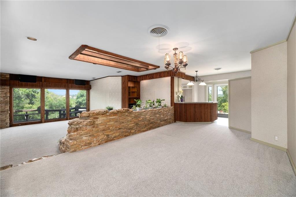 610 Lancelot Way Property Photo 18