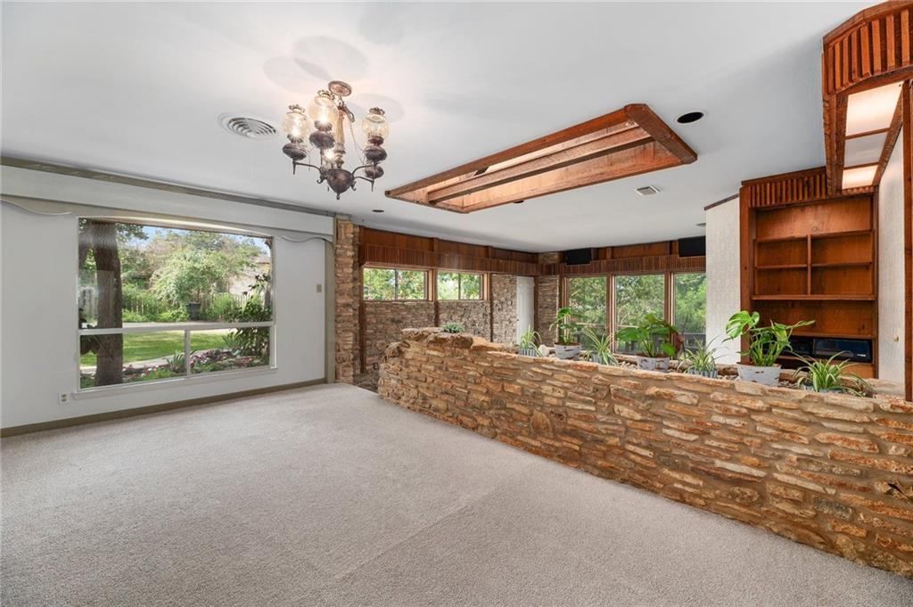610 Lancelot Way Property Photo 19