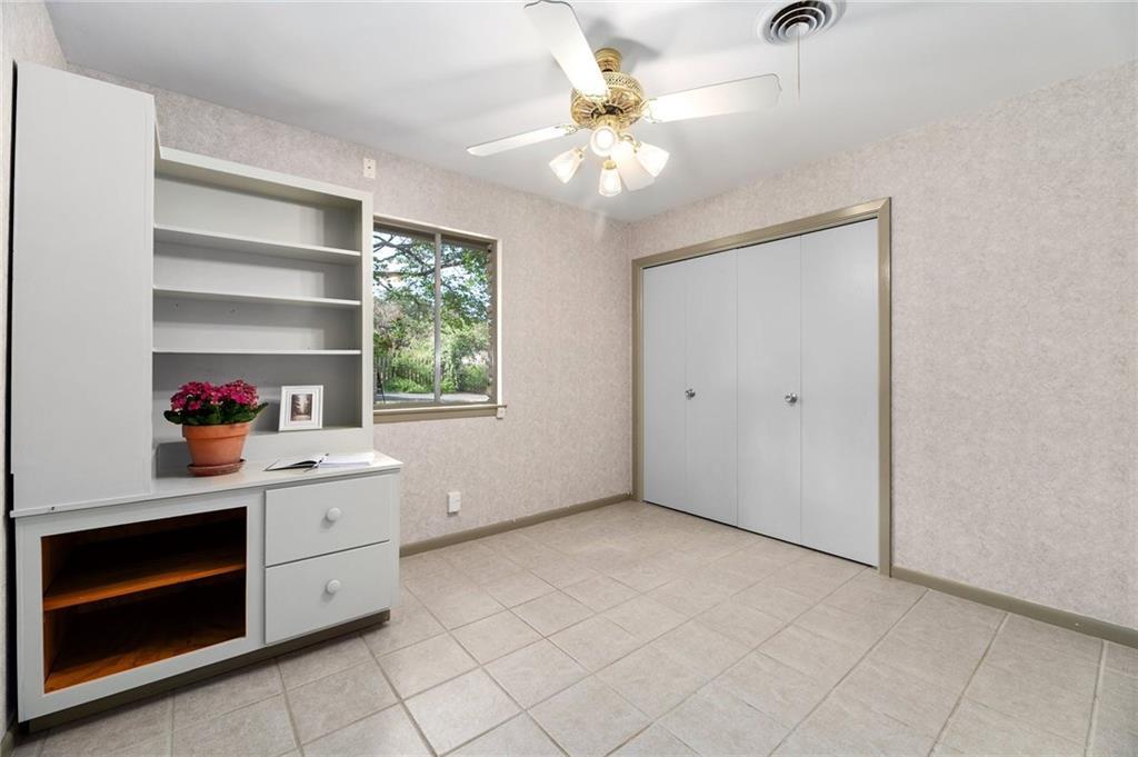 610 Lancelot Way Property Photo 23