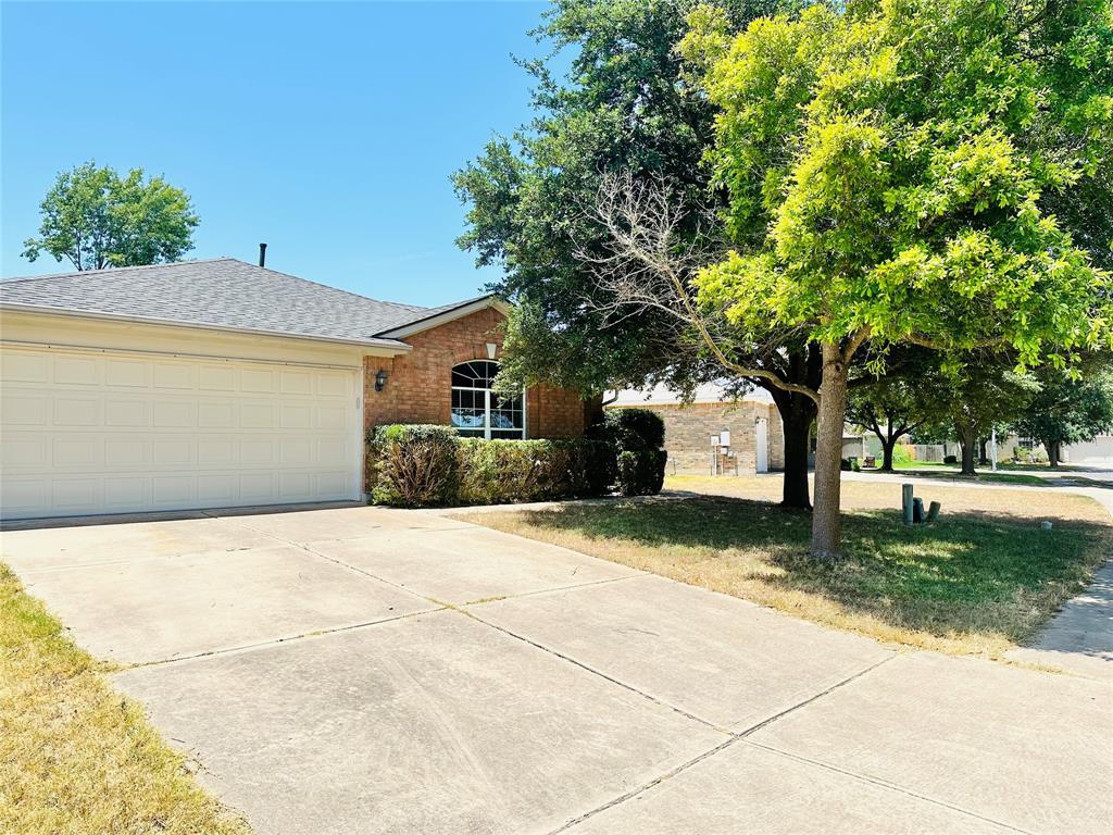 3402 Yogi Berra WAY Property Photo 1