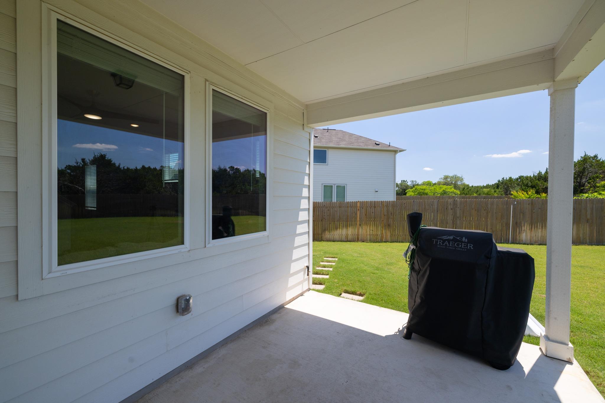 2049 Winston Way Property Photo 27