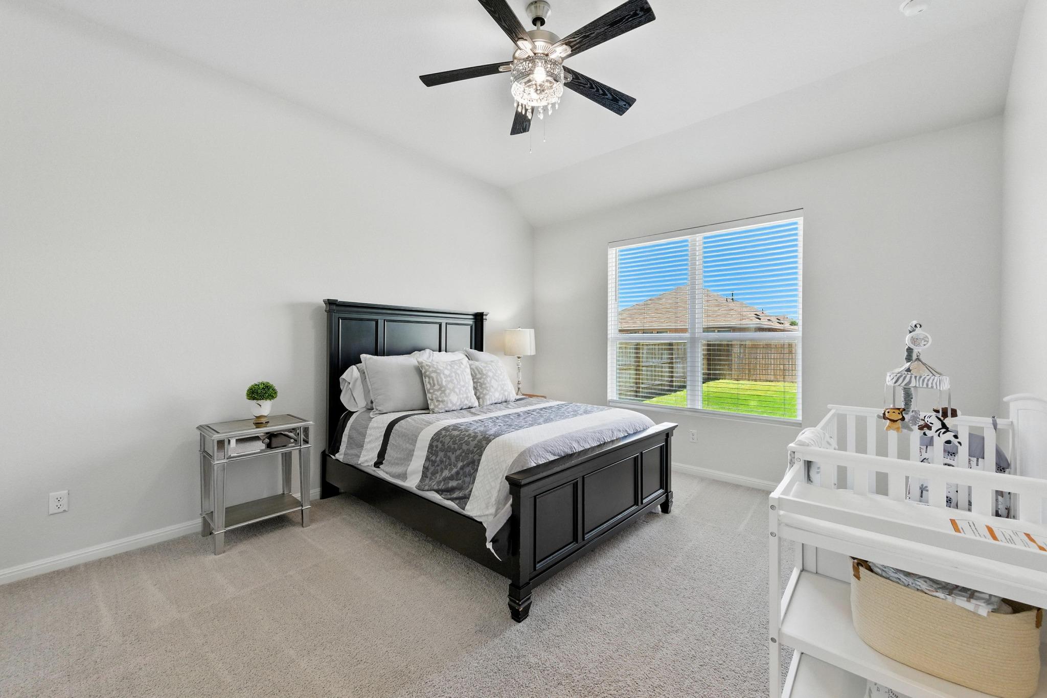 901 S San Marcos St Property Photo 18