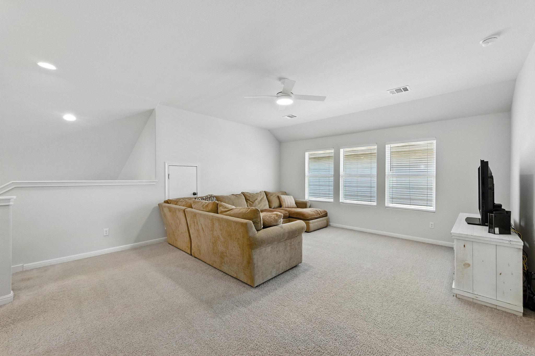 901 S San Marcos St Property Photo 23