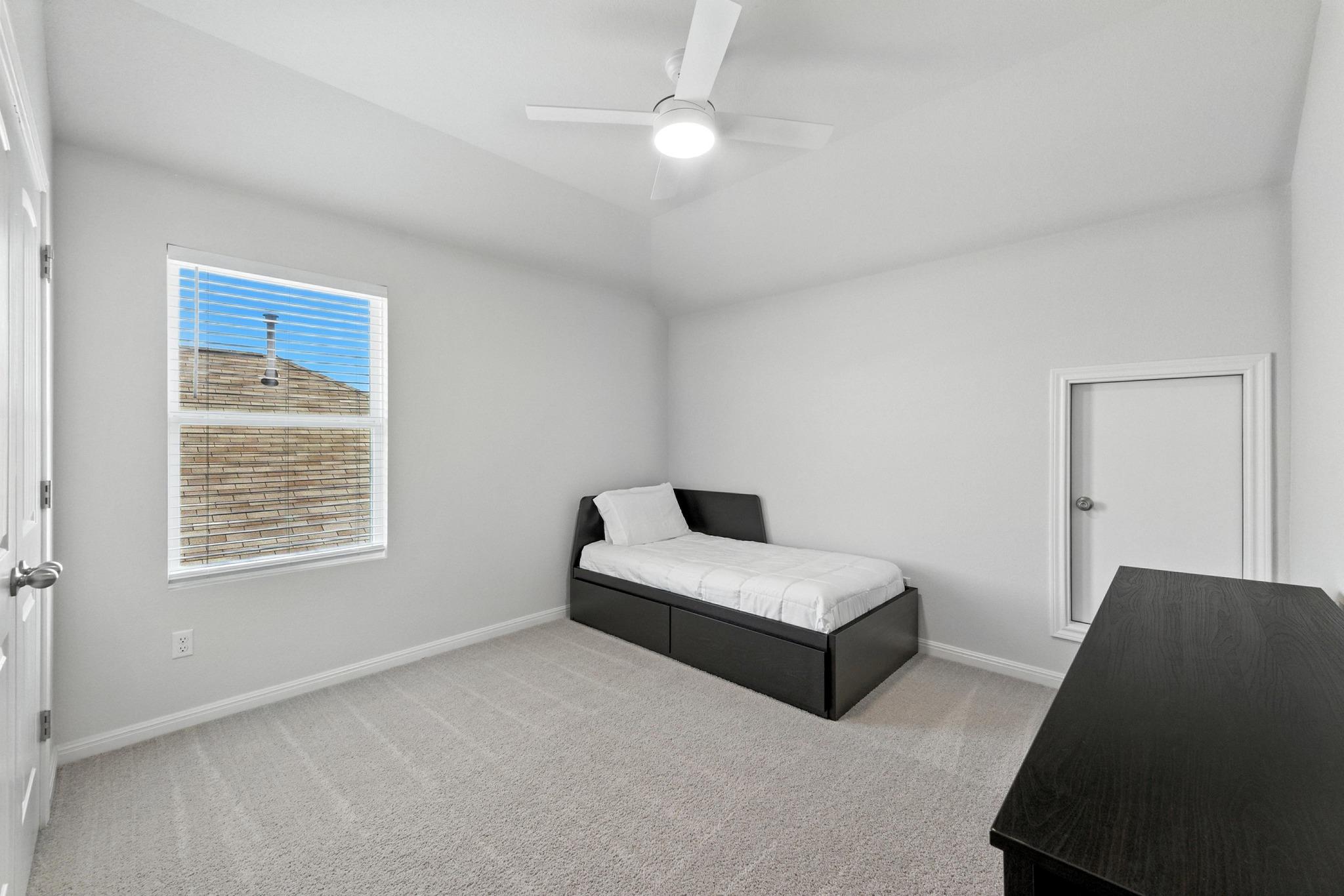 901 S San Marcos St Property Photo 26