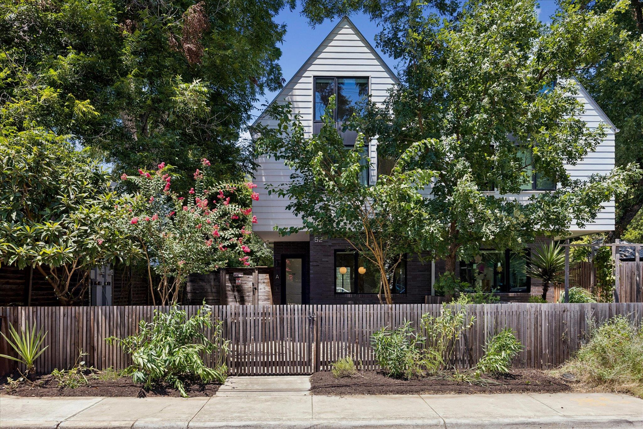 52 Waller St #a Property Photo 2
