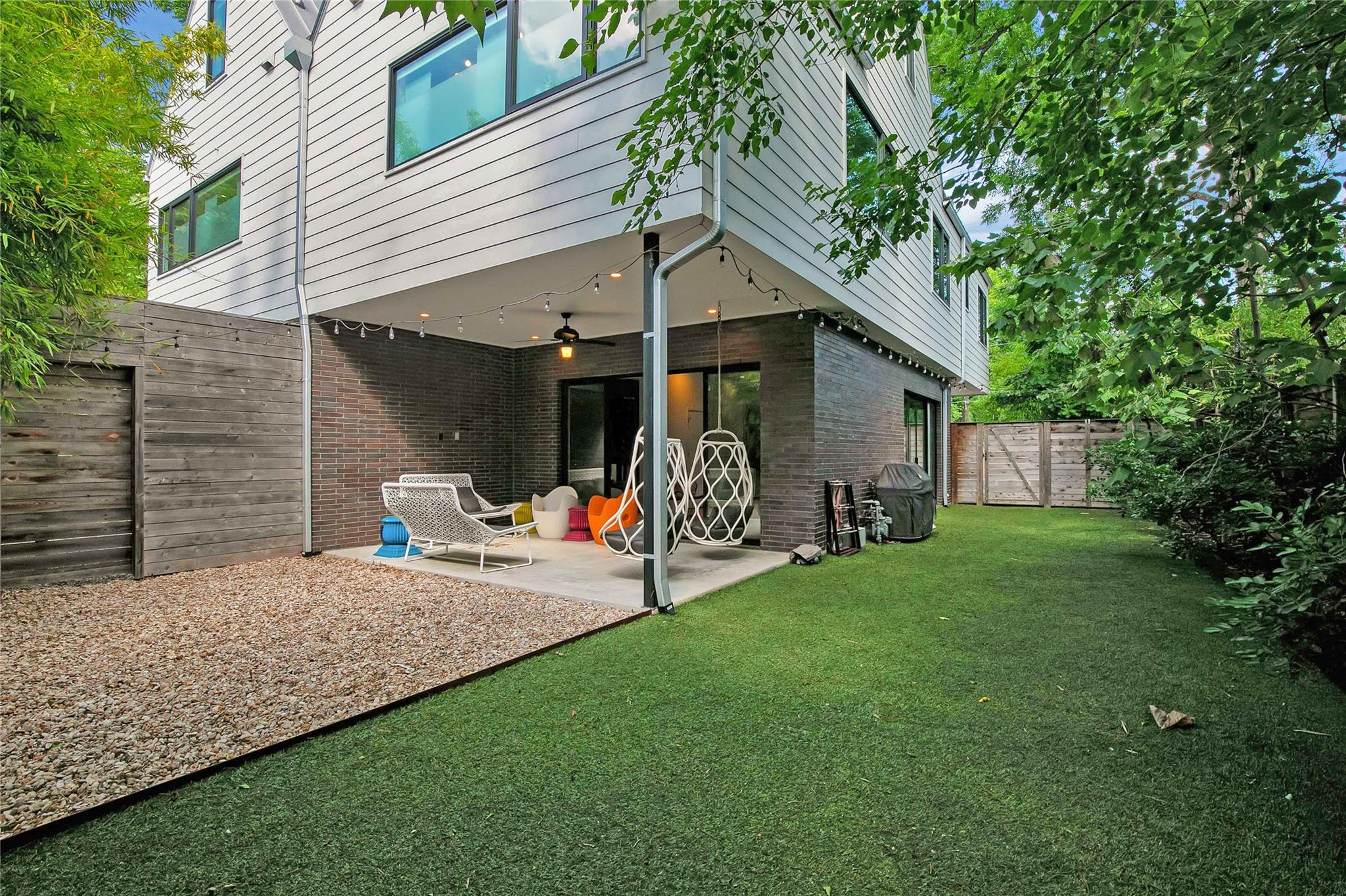 52 Waller St #a Property Photo 32