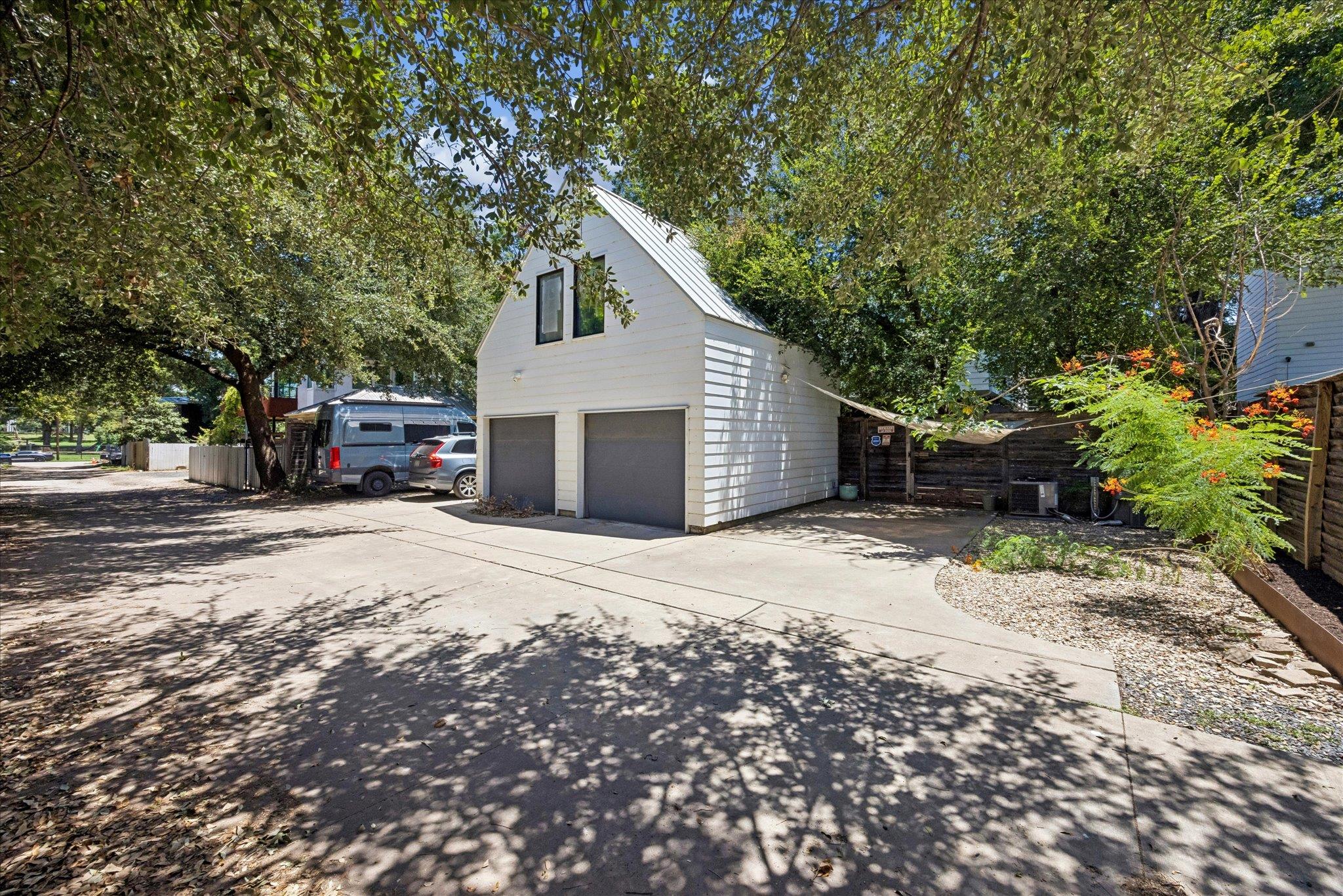 52 Waller St #a Property Photo 37