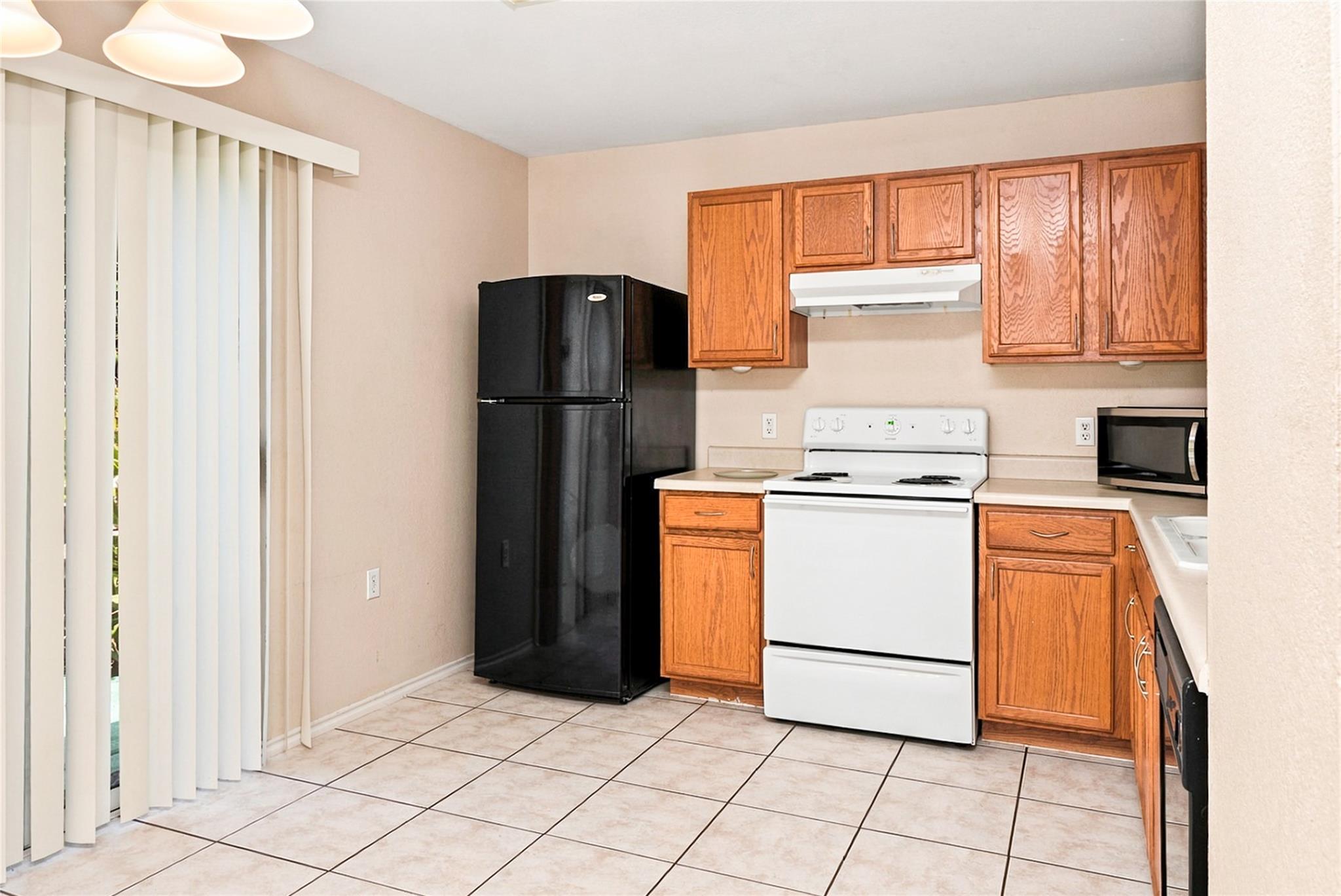 1420 Poppy Seed Ln Property Photo 7