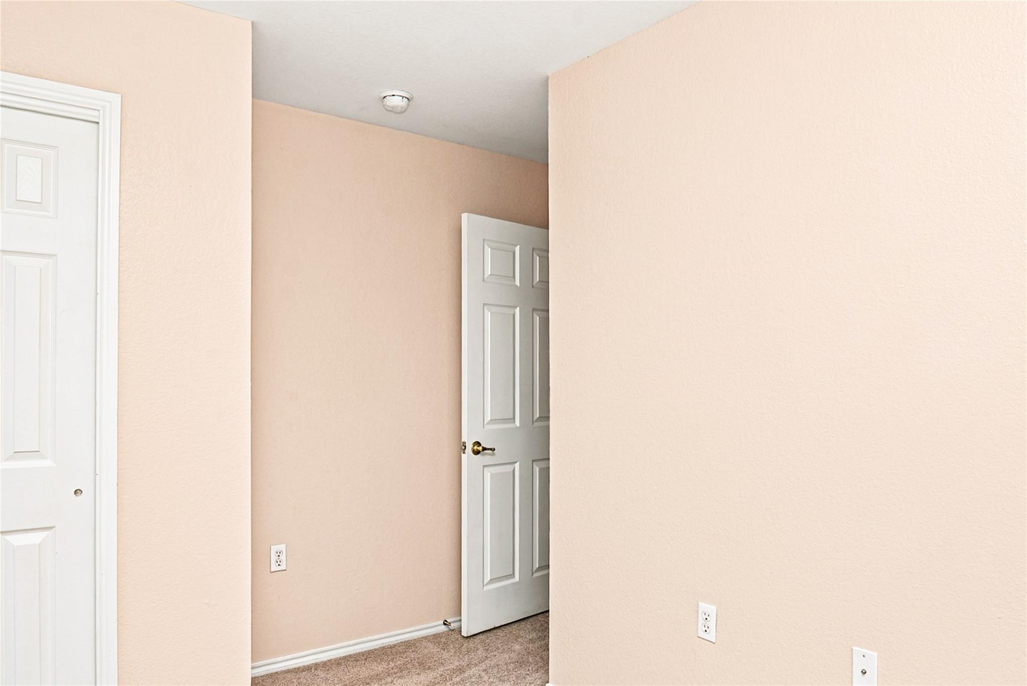 1420 Poppy Seed Ln Property Photo 9