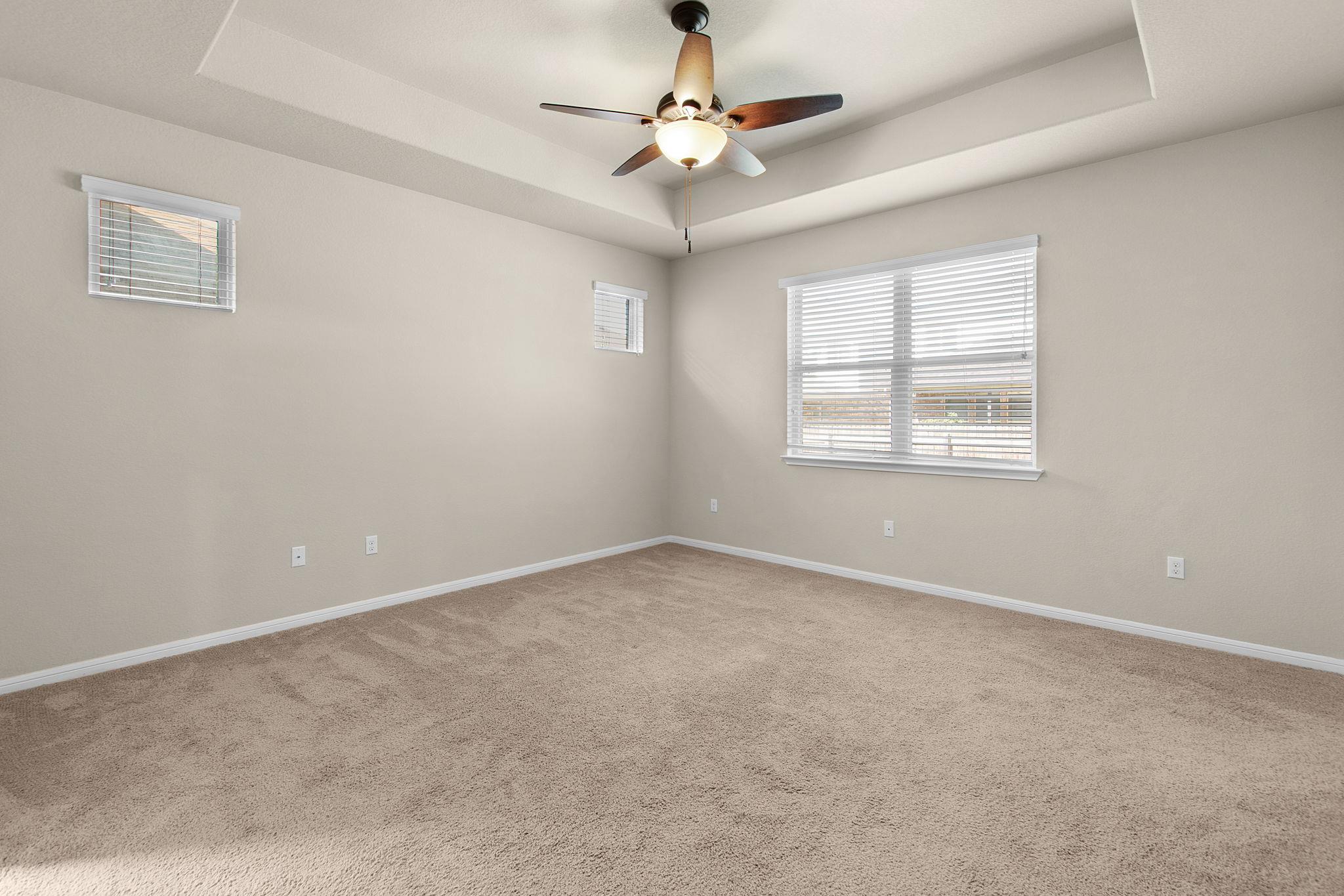 2437 Lyla Ln Property Photo 8