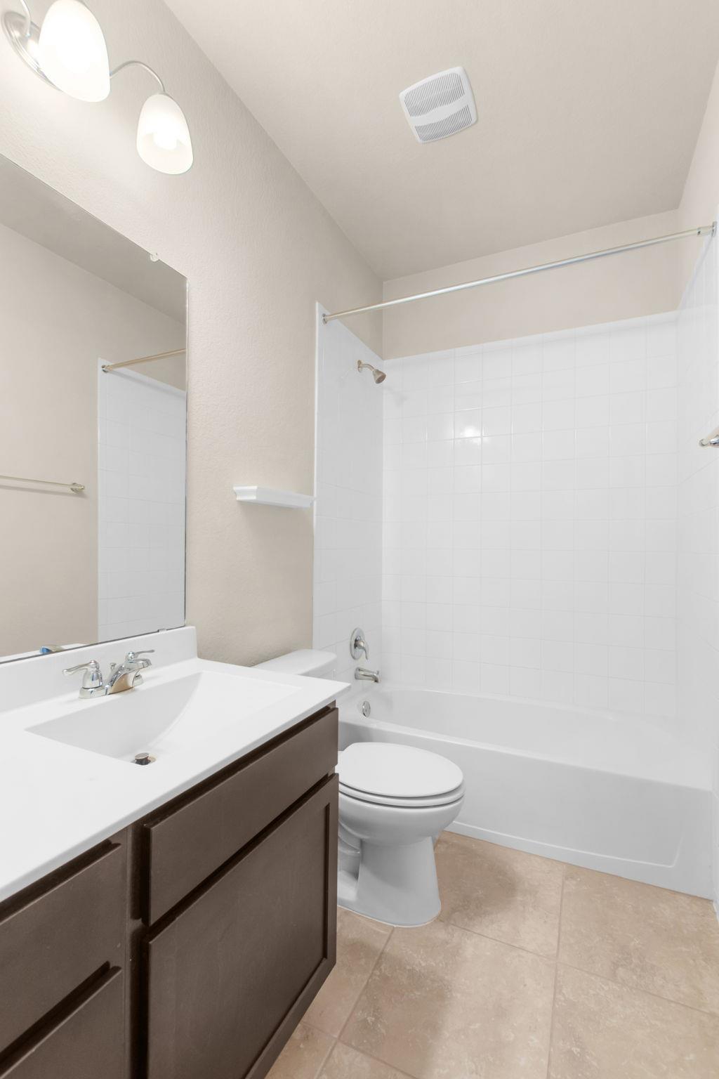 2437 Lyla Ln Property Photo 17