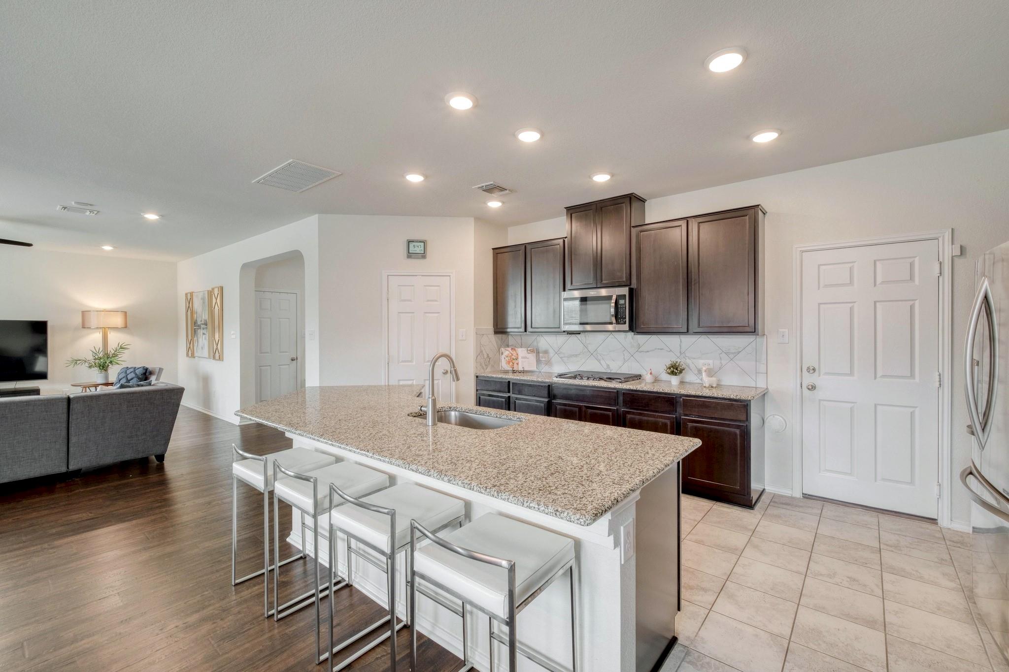 1236 Volente Ln Property Photo 11