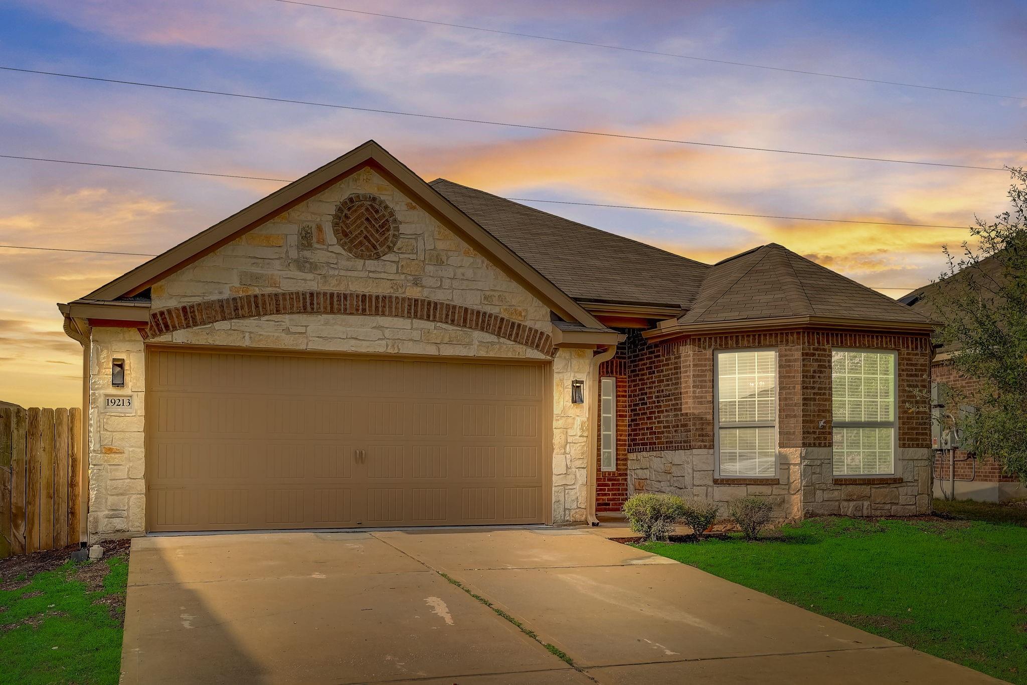 19213 Denton Line Dr Property Photo