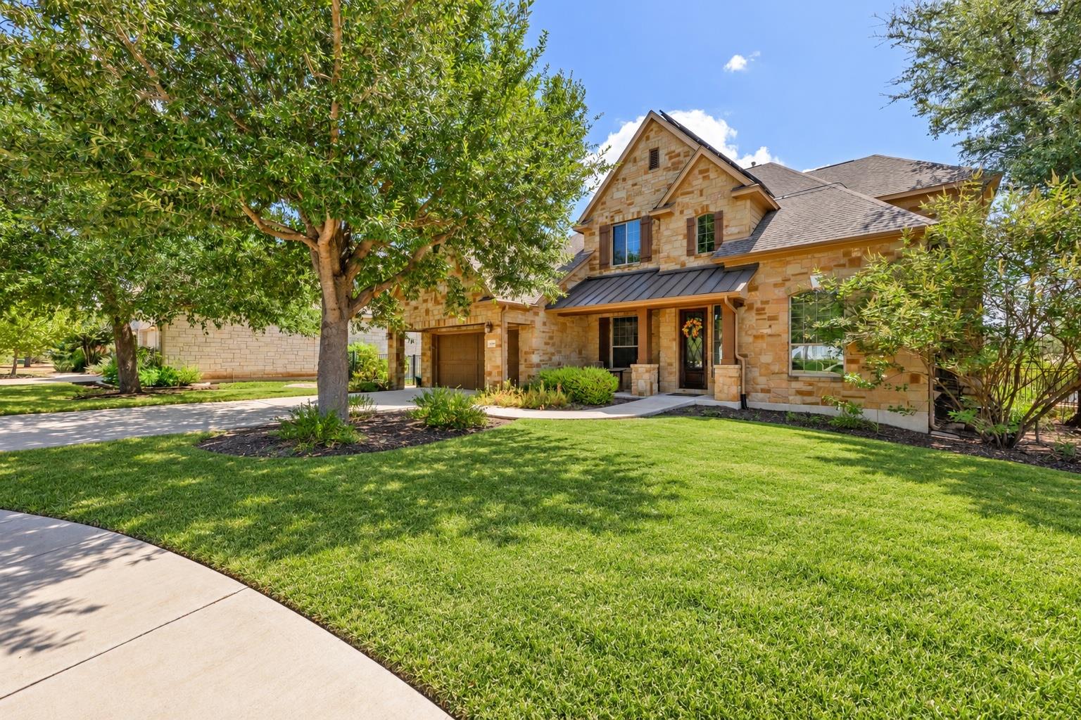4809 MONT BLANC Dr Property Photo 1