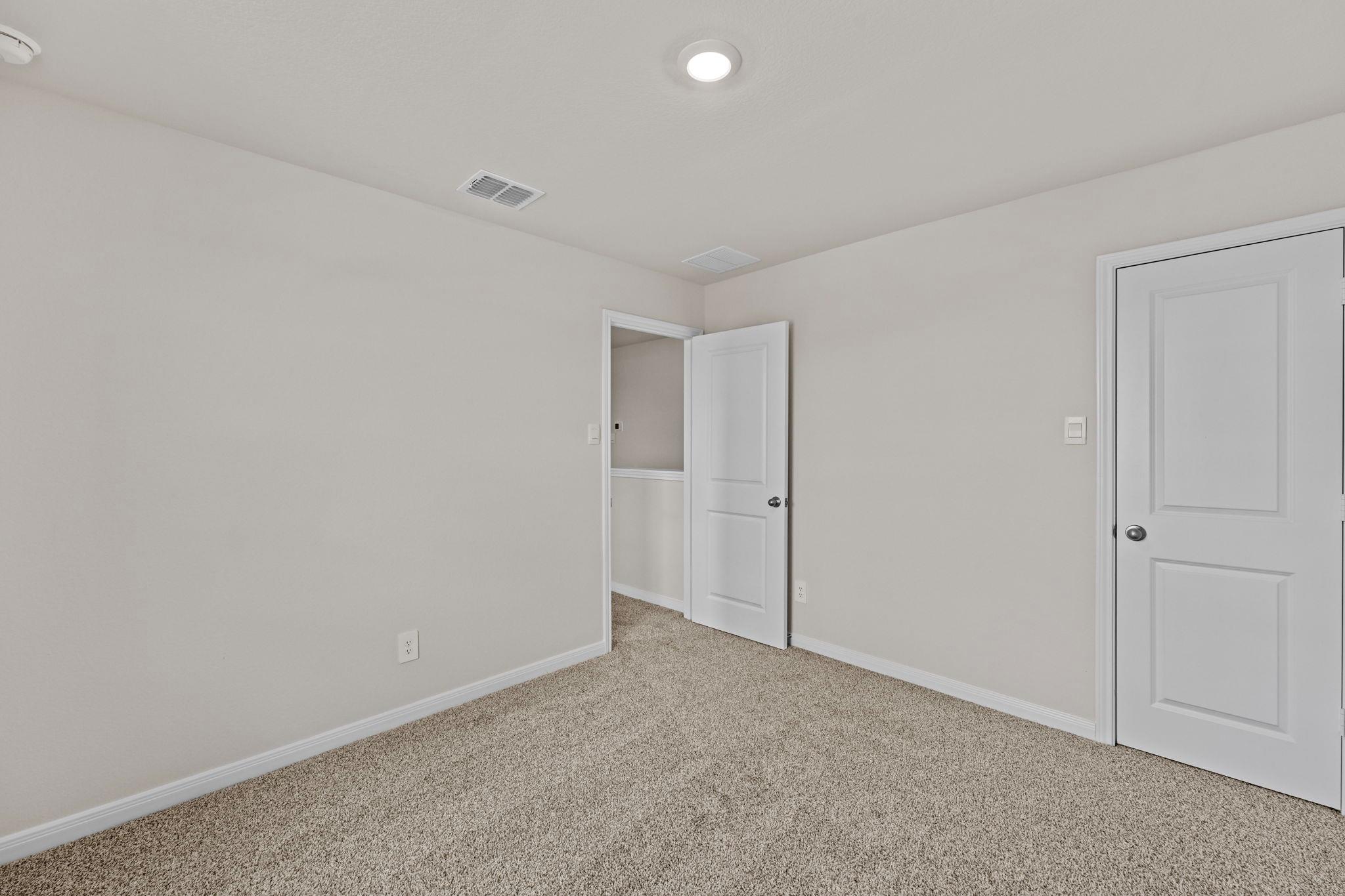 313 New Albany Ln Property Photo 25