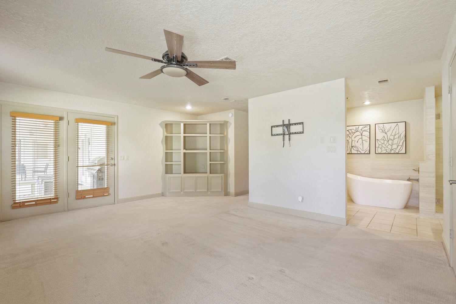 413 Silver Spur Property Photo 19