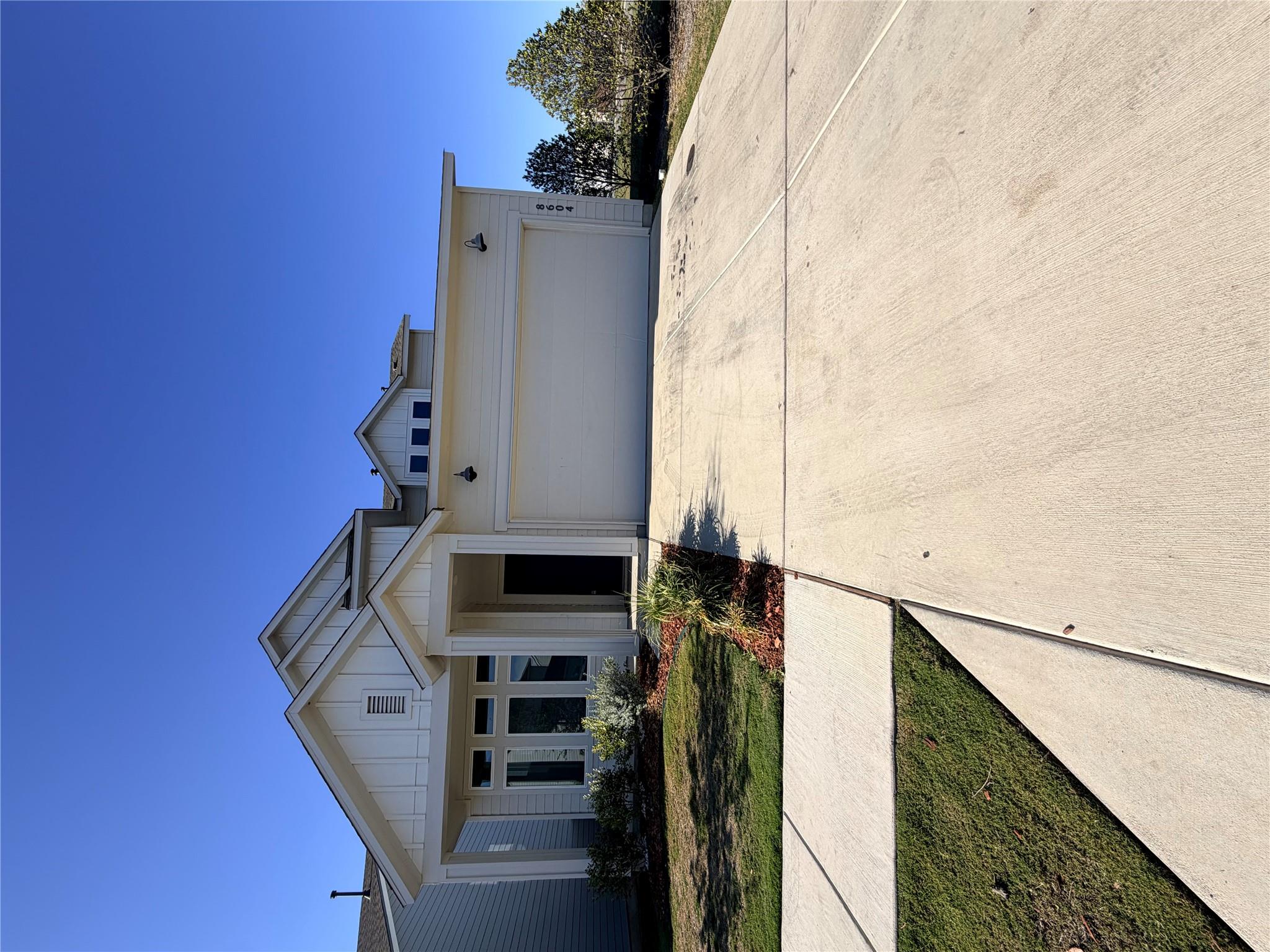 8604 Torrita Dr Property Photo 1