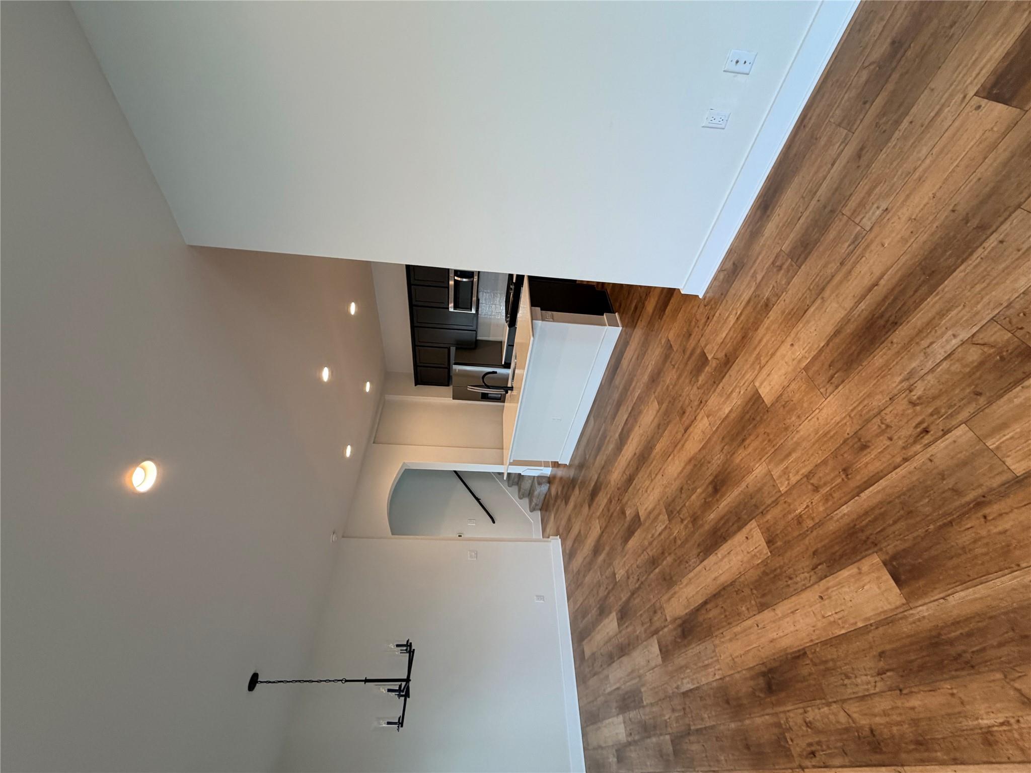8604 Torrita Dr Property Photo 4