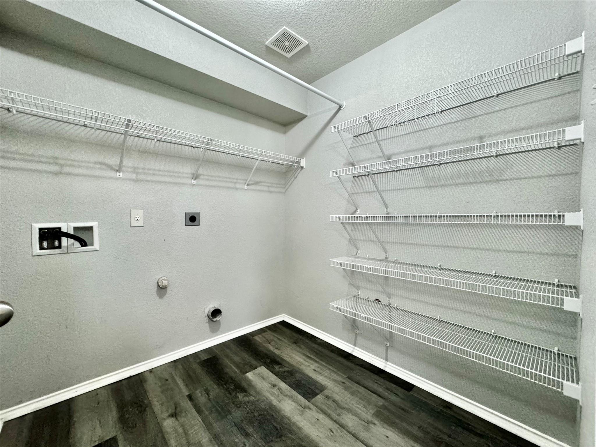 1014 Aiken Dr Property Photo 23