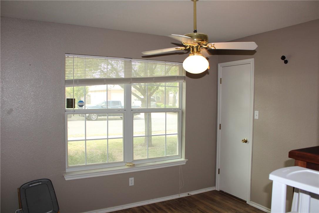 269 Indian Paintbrush Dr Property Photo 5