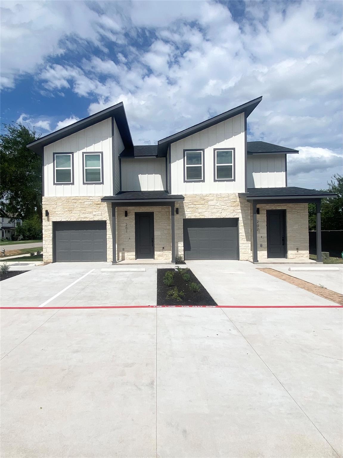 700 Horseshoe DR 101