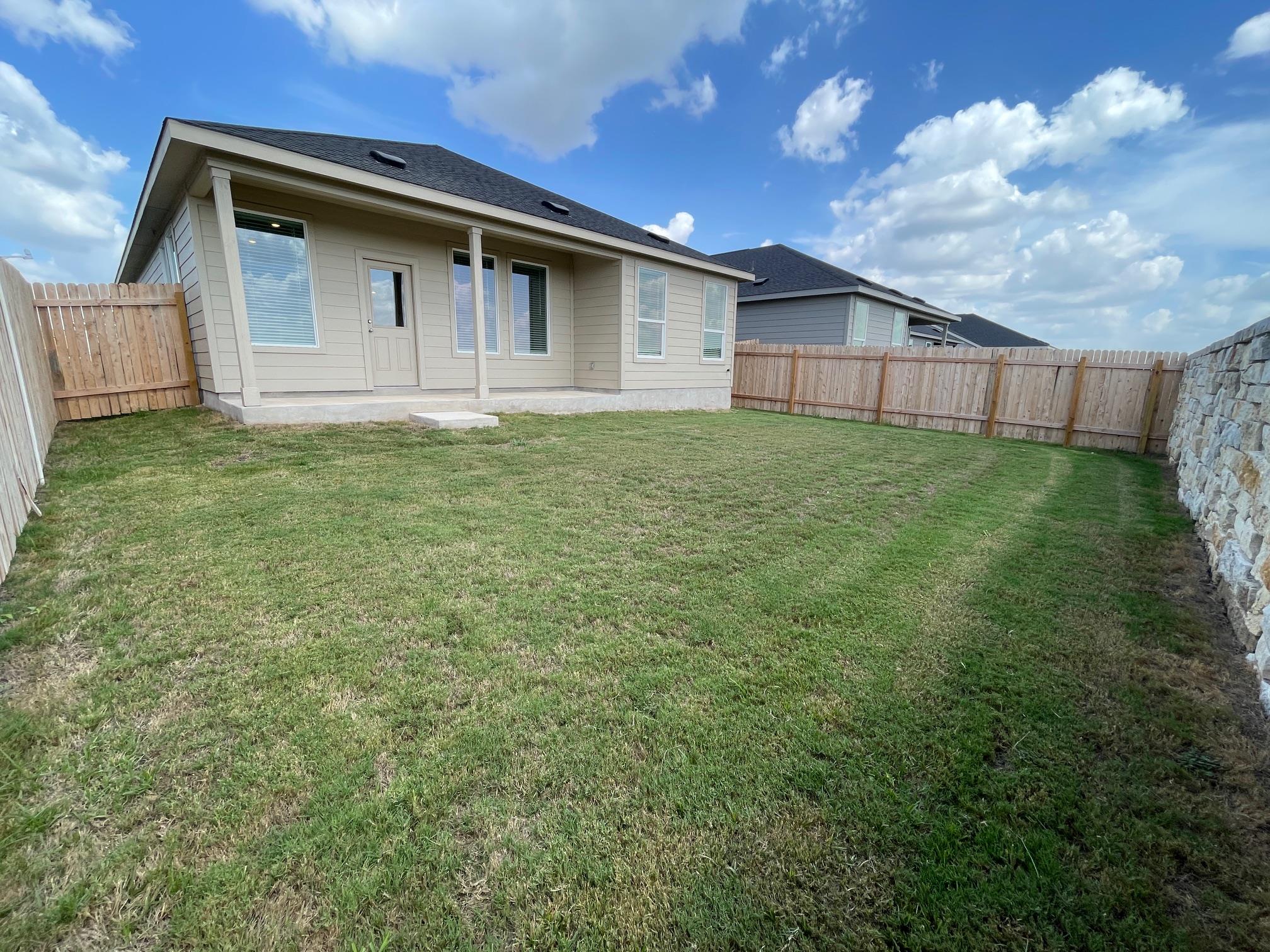 441 Sormonne Loop Property Photo 6