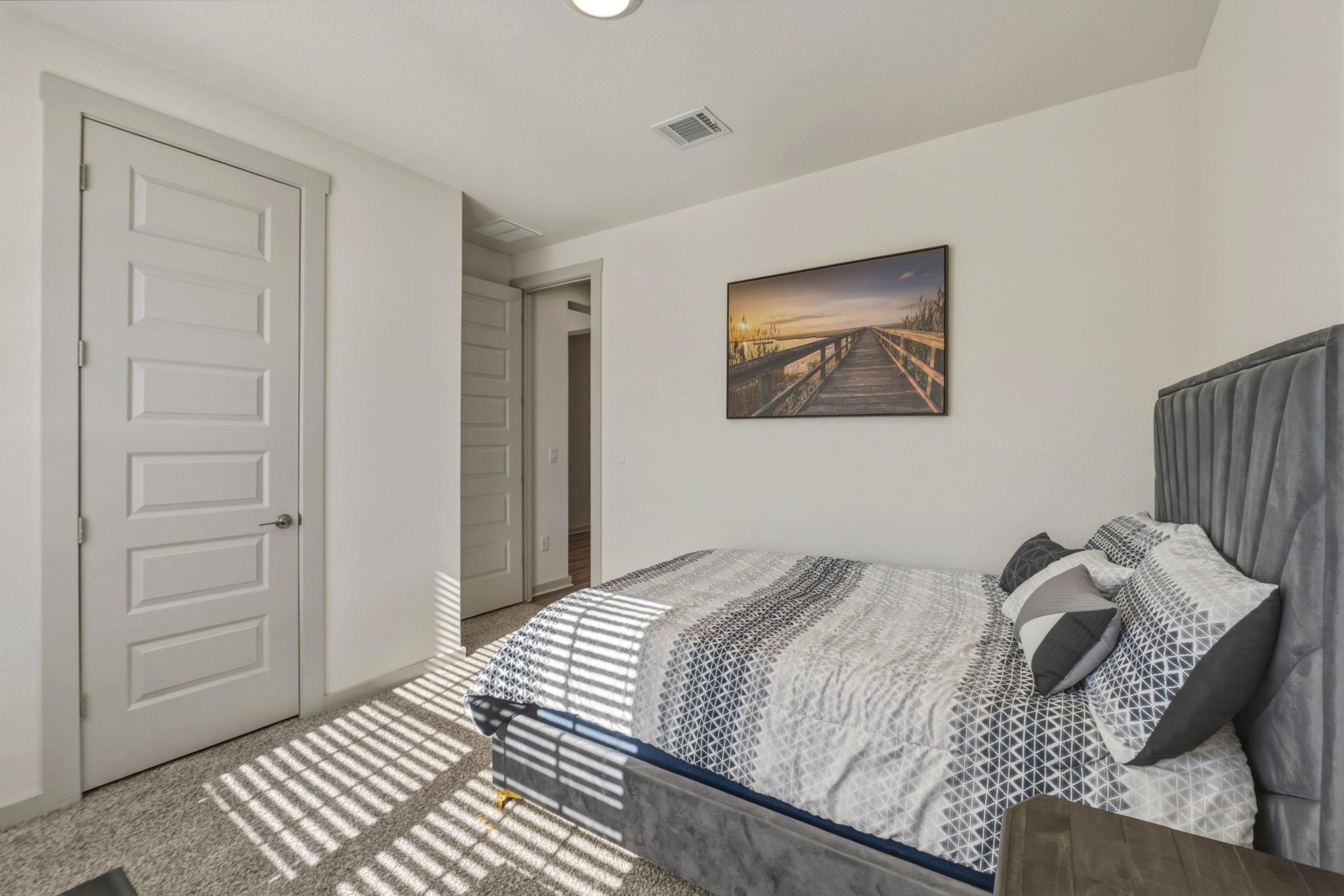 1640 Flying Horseshoe Bnd Property Photo 3